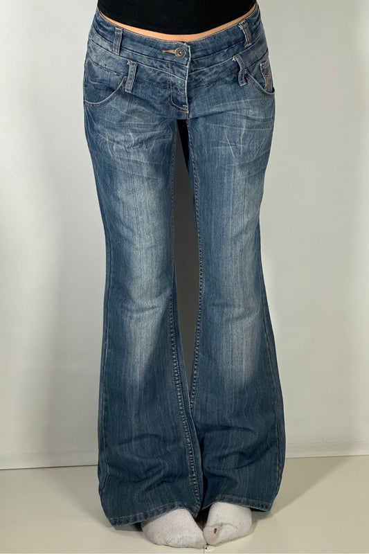 Lågmidjade jeans stl: M