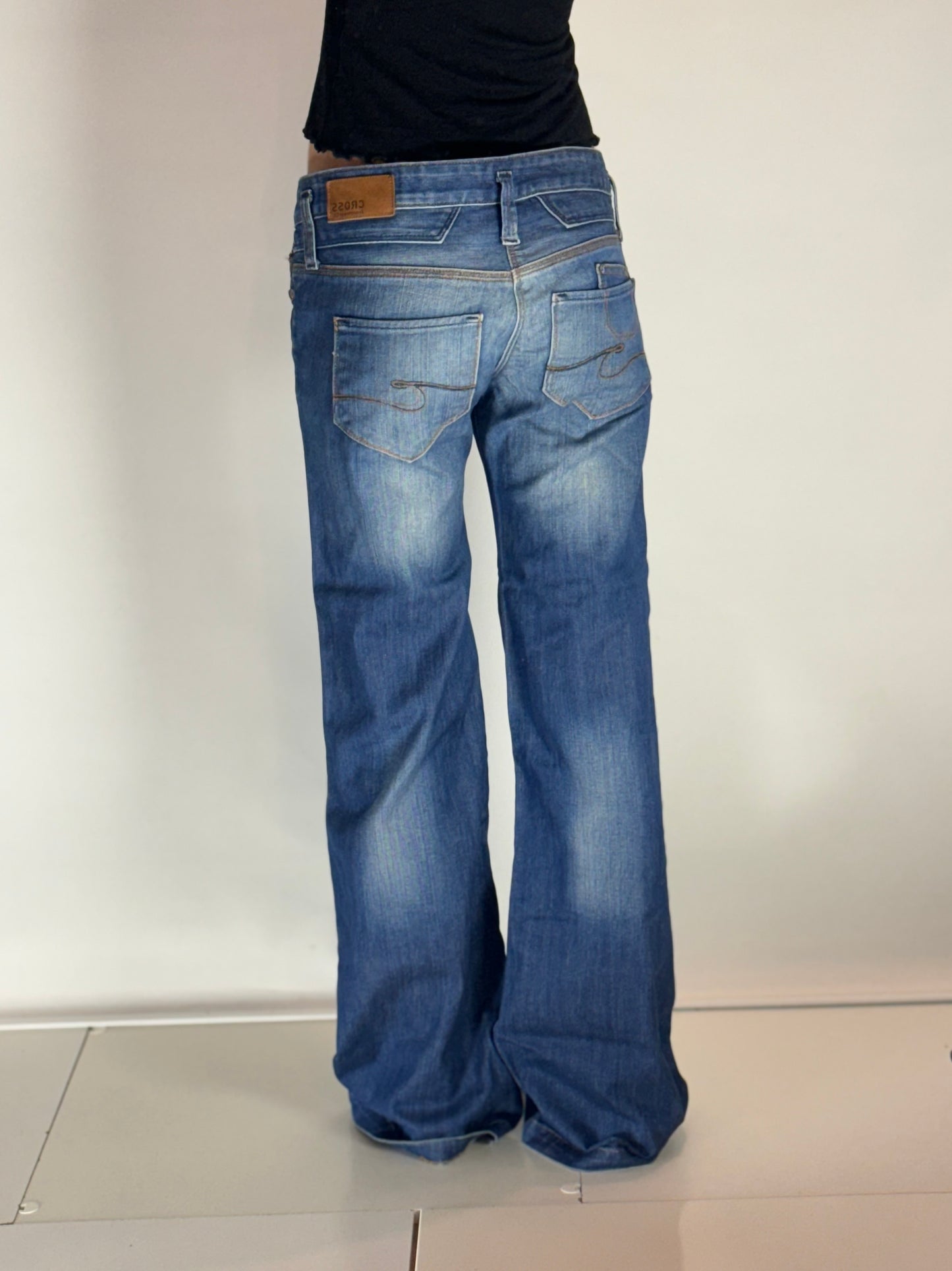 Lågmidjade jeans–stl: S