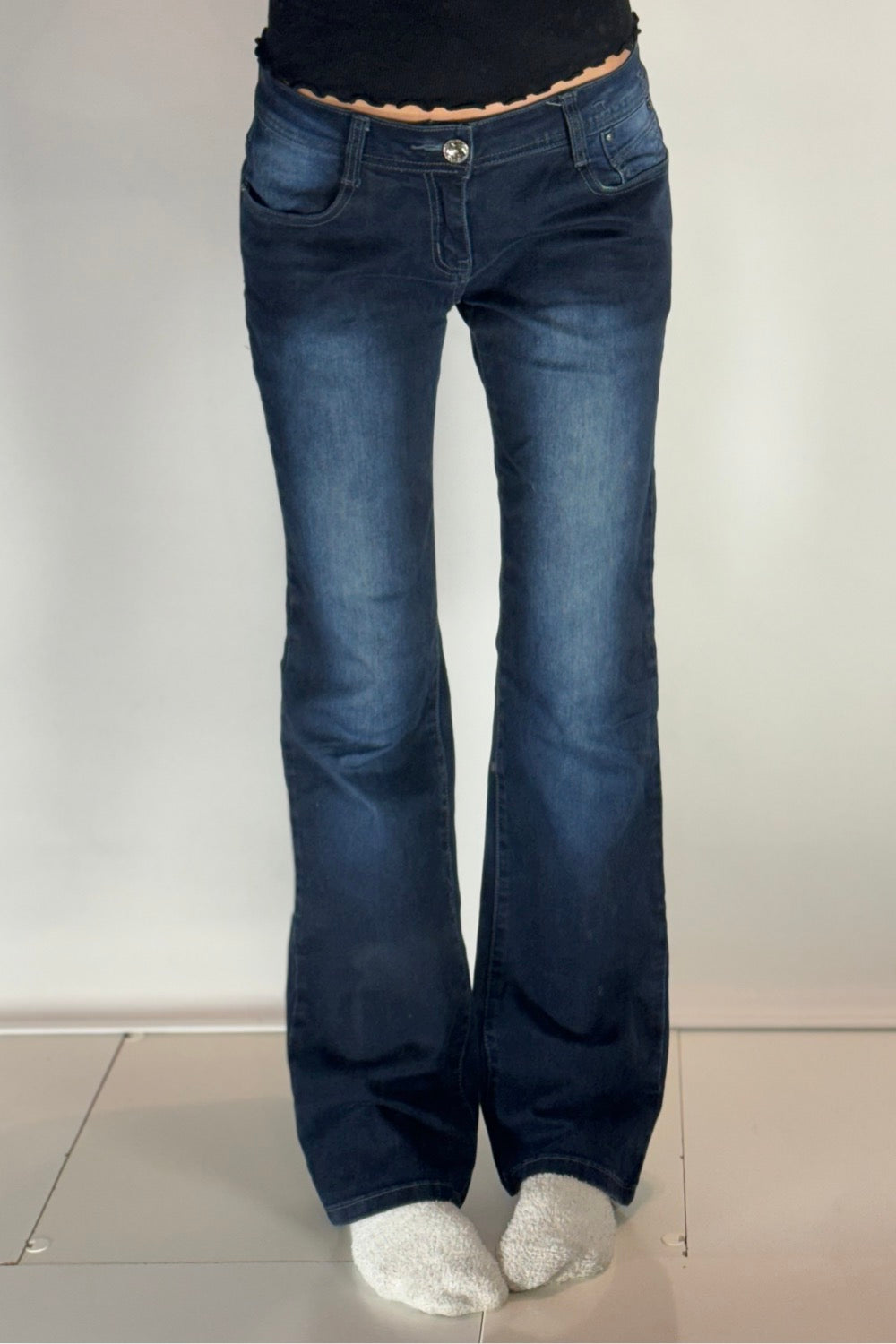Lågmidjade jeans–stl: M