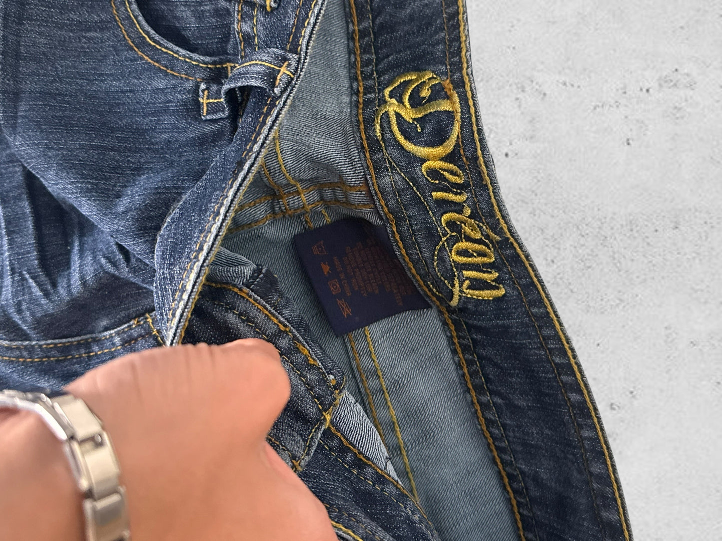 Denim skirt size: M