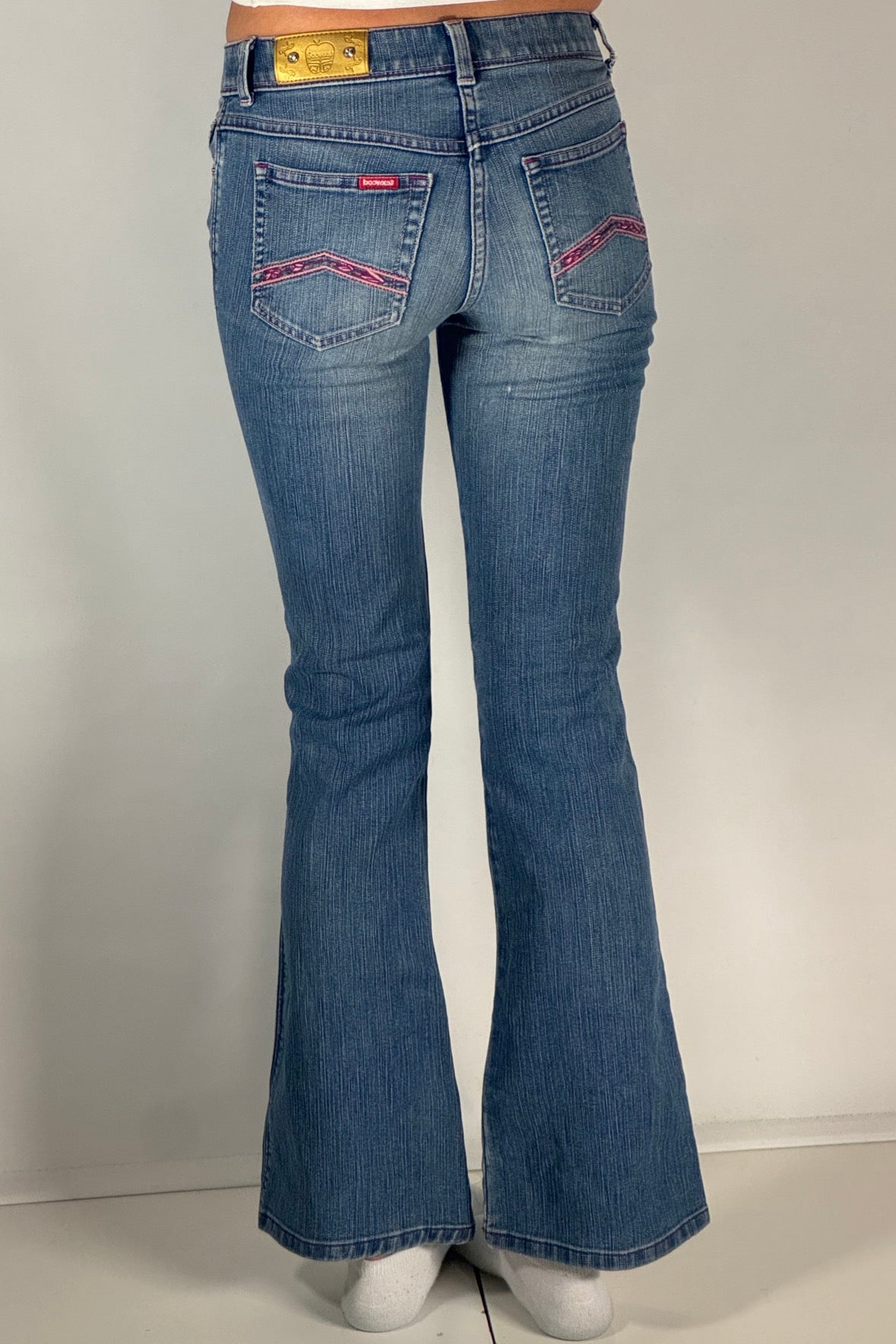 Utsvängda jeans stl: XXS