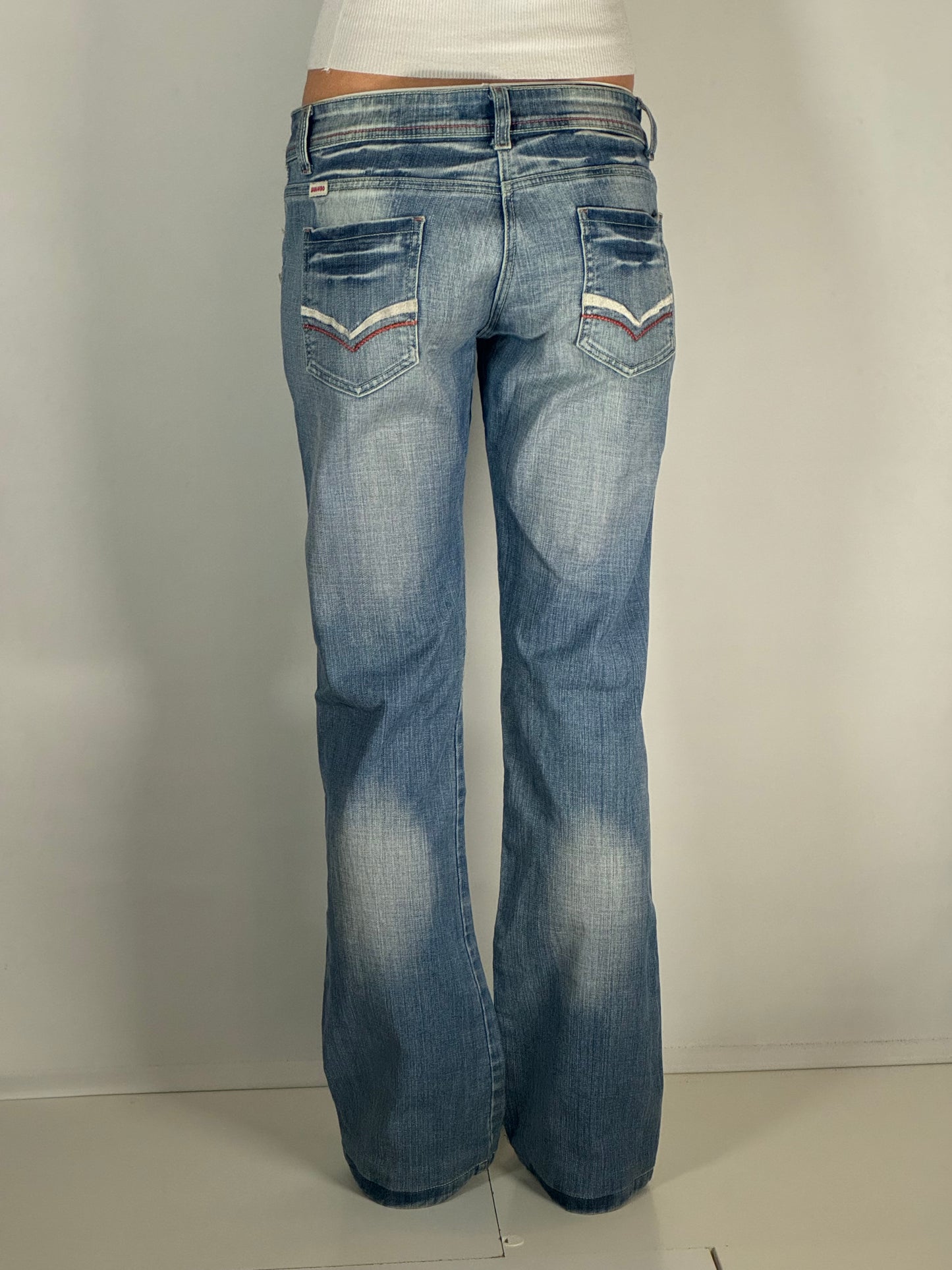Lågmidjade byxor stl: S