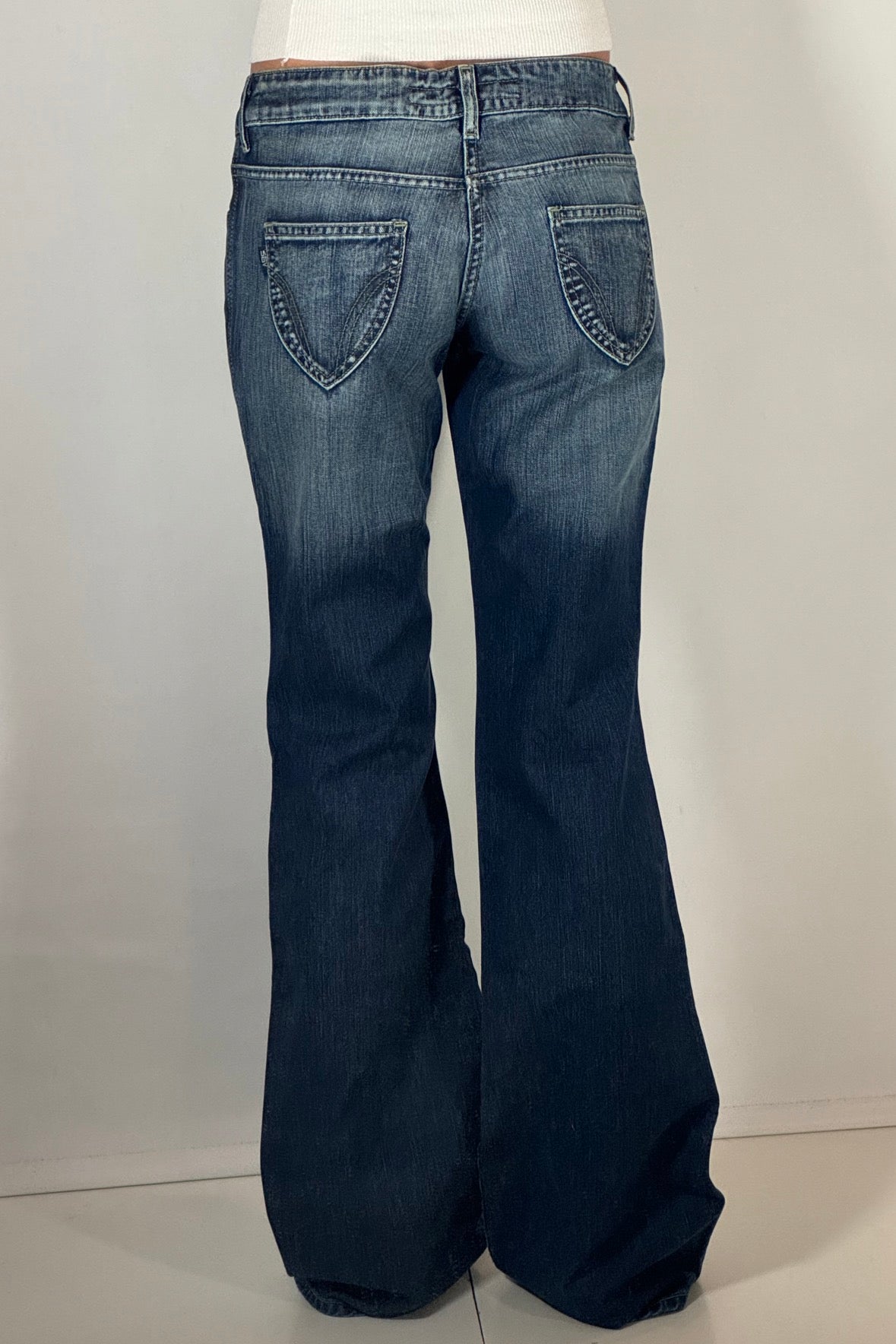 Lågmidjade jeans stl: XXS (W28/L34)