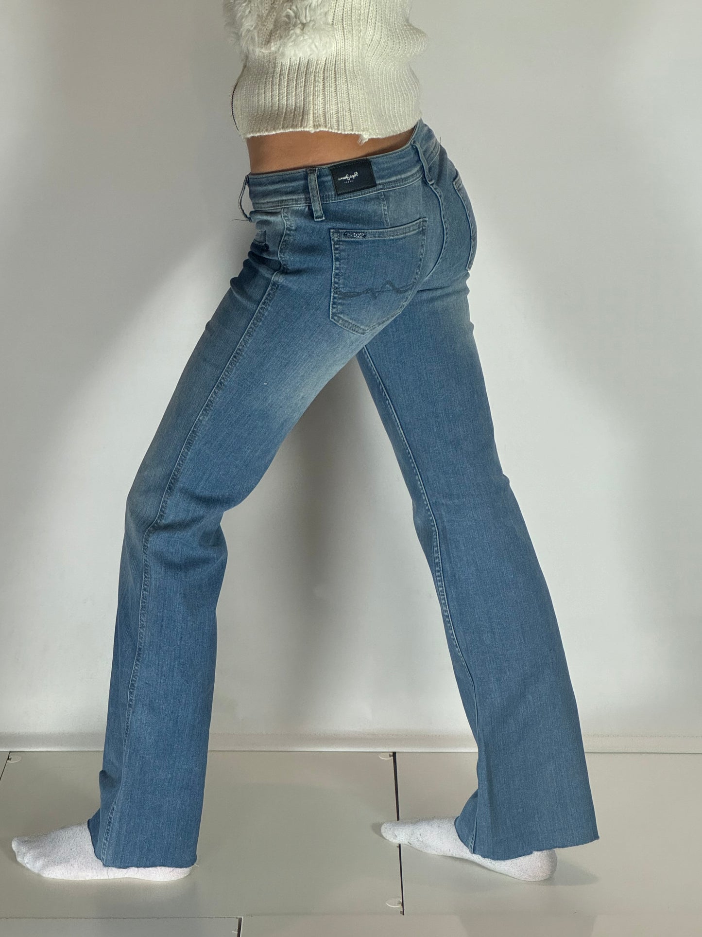 Lågmidjade jeans–stl: S