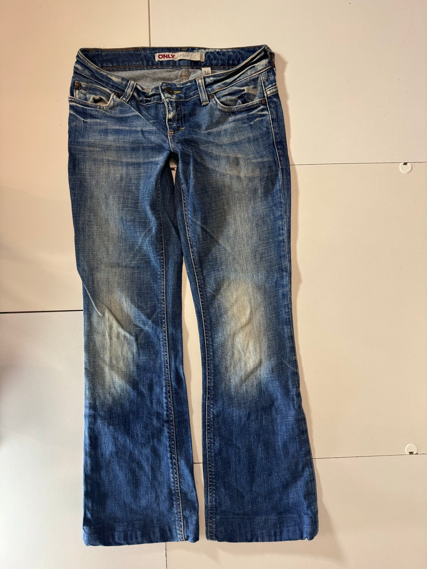 Lågmidjade jeans–stl: XS