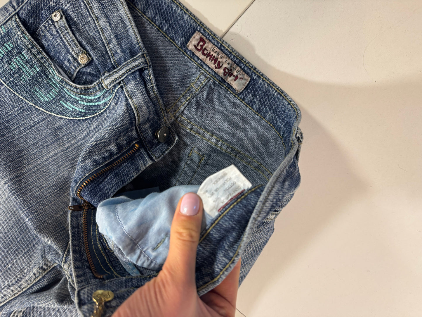 Utsvängda jeans stl: XS