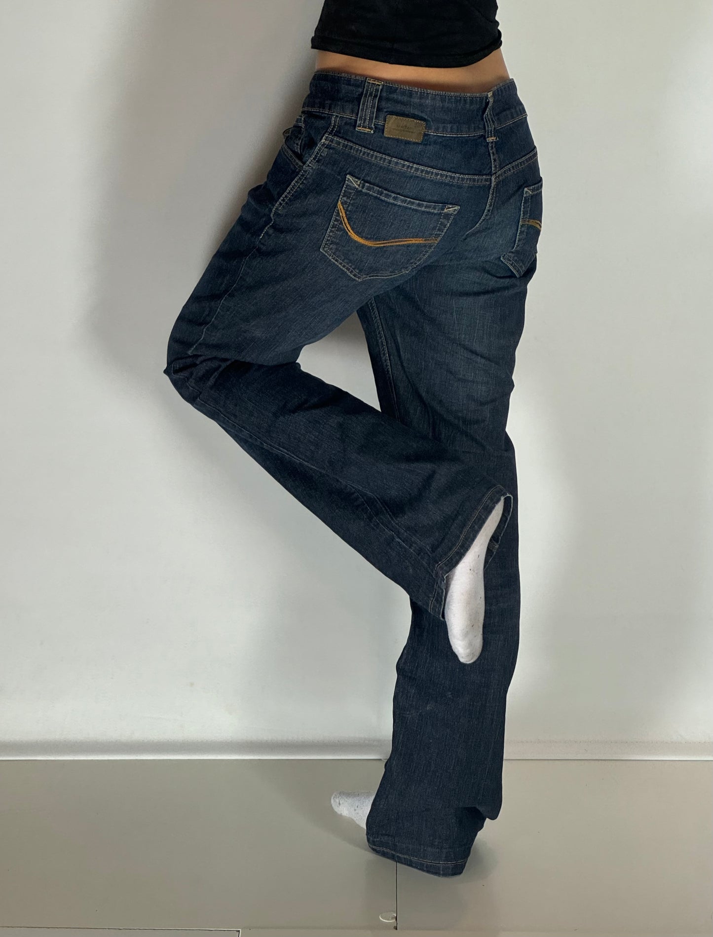 Utsvängda jeans–stl: S/M