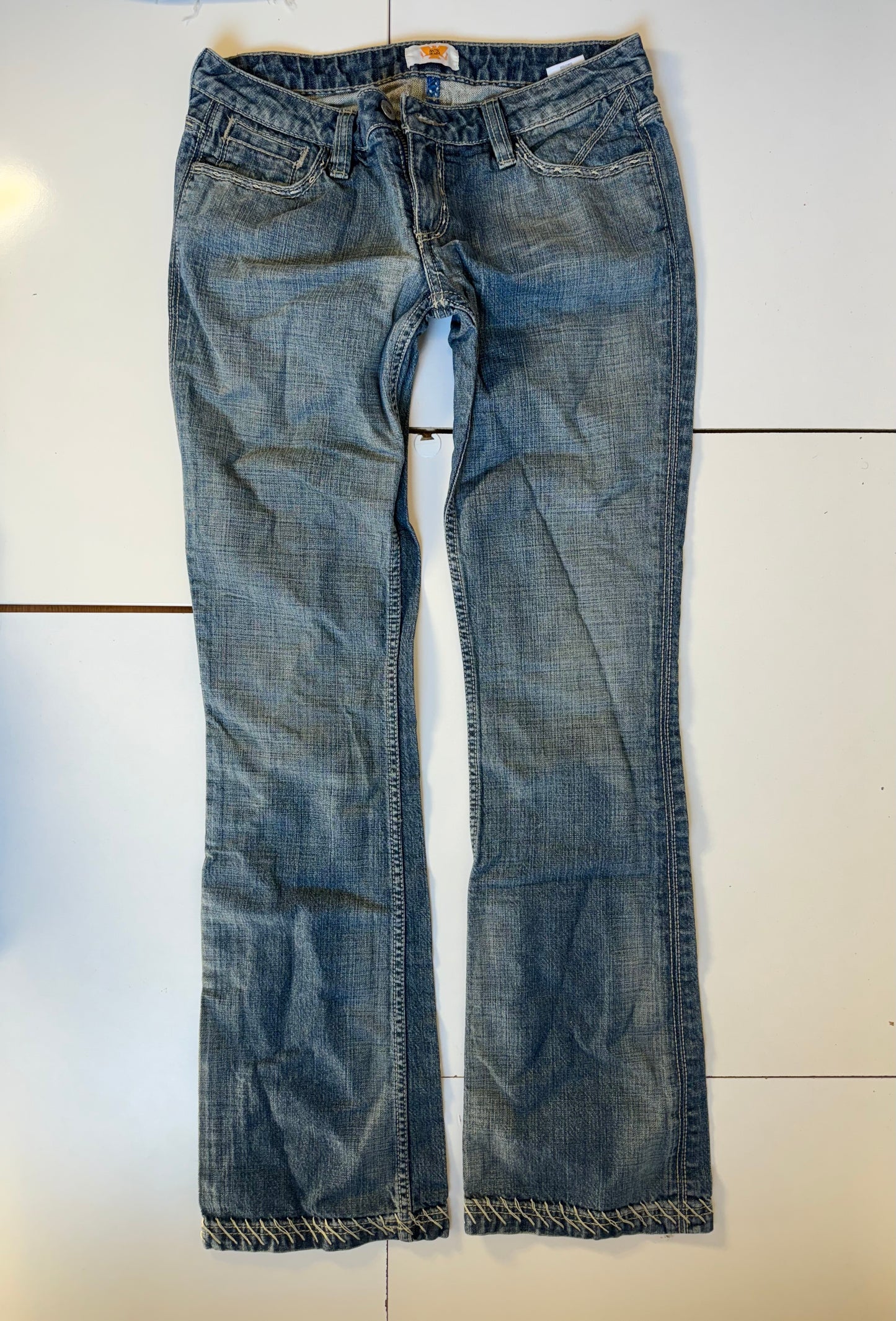Lågmidjade jeans–stl: S