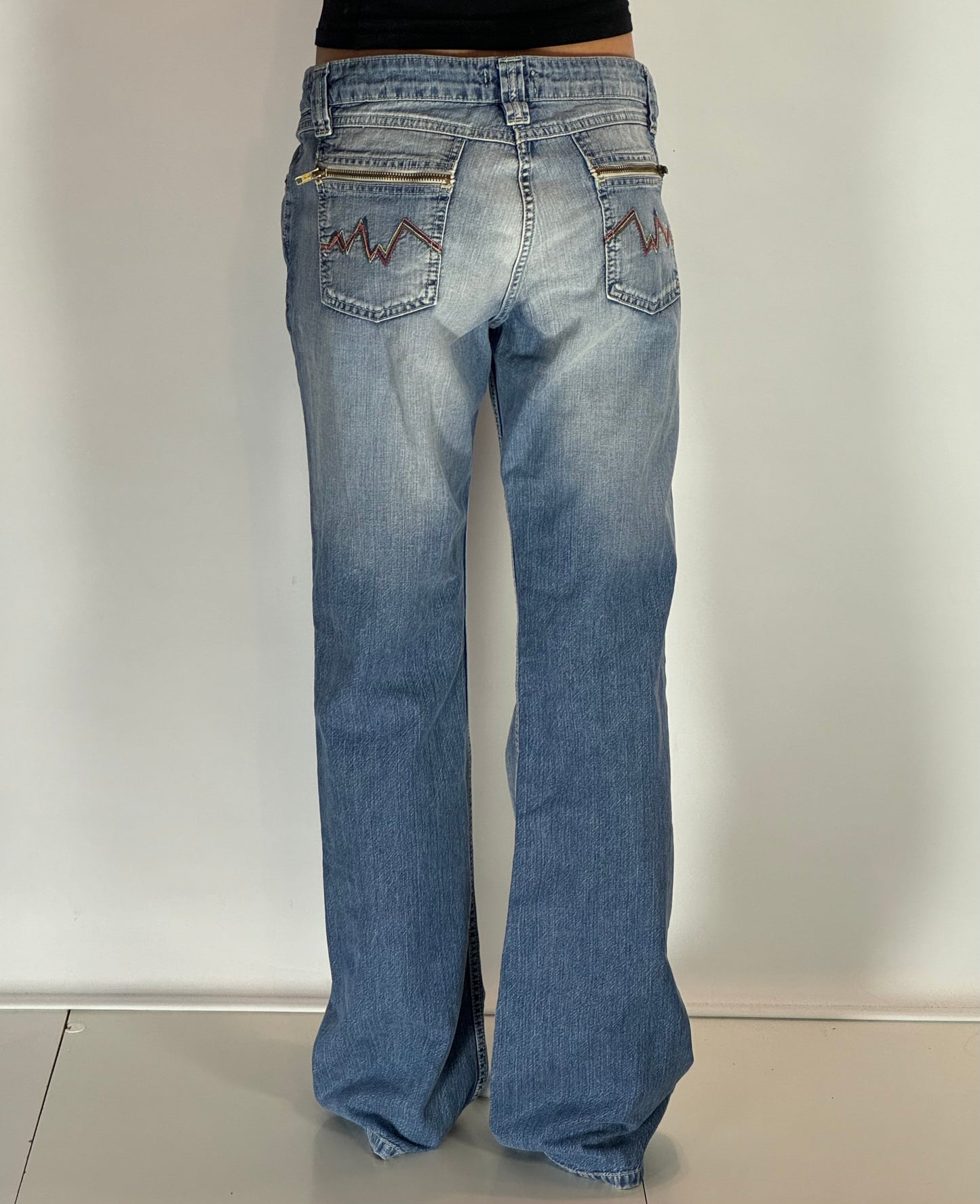 Lågmidjade jeans stl: M