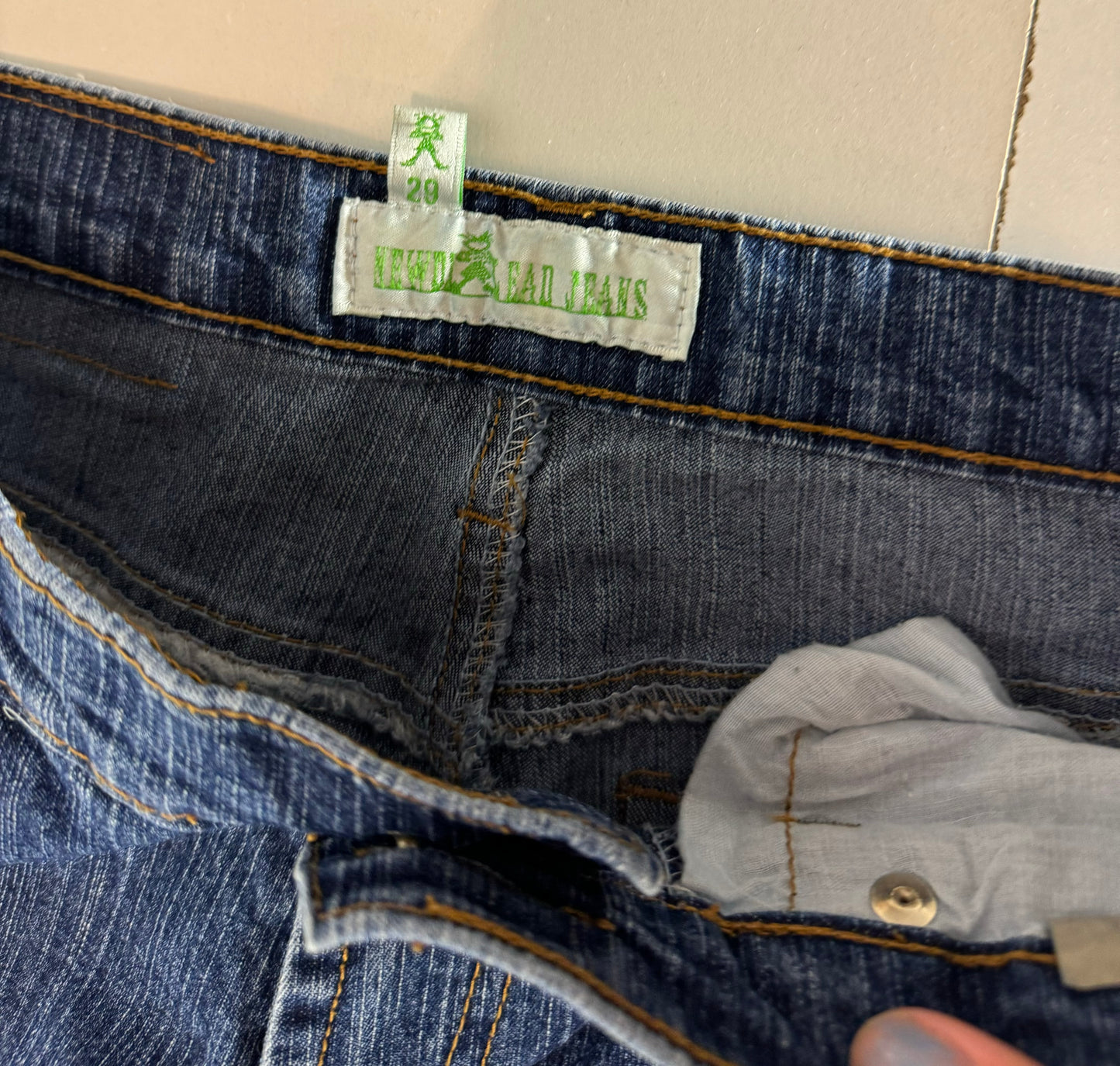 Utsvängda jeans–stl: XS