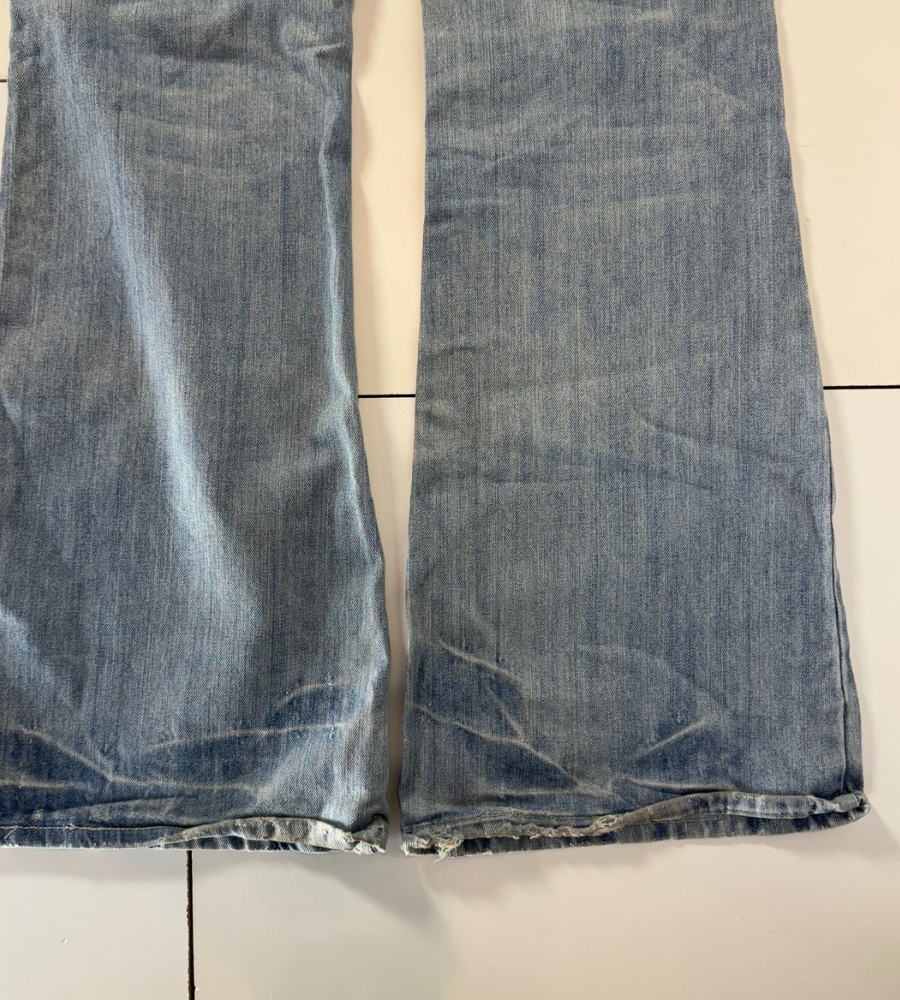 Lågmidjade jeans–stl: L