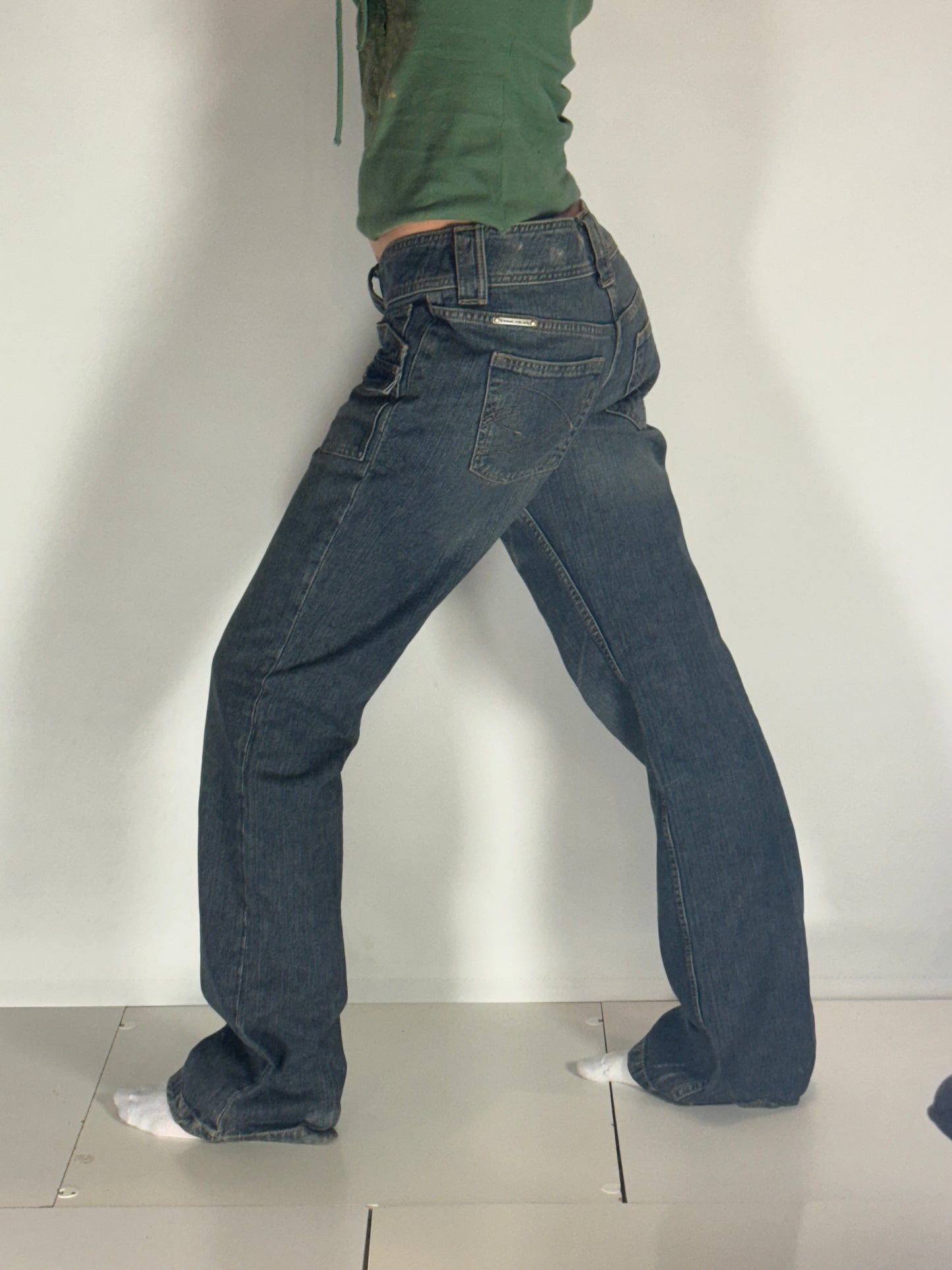 Lågmidjade jeans–stl: M