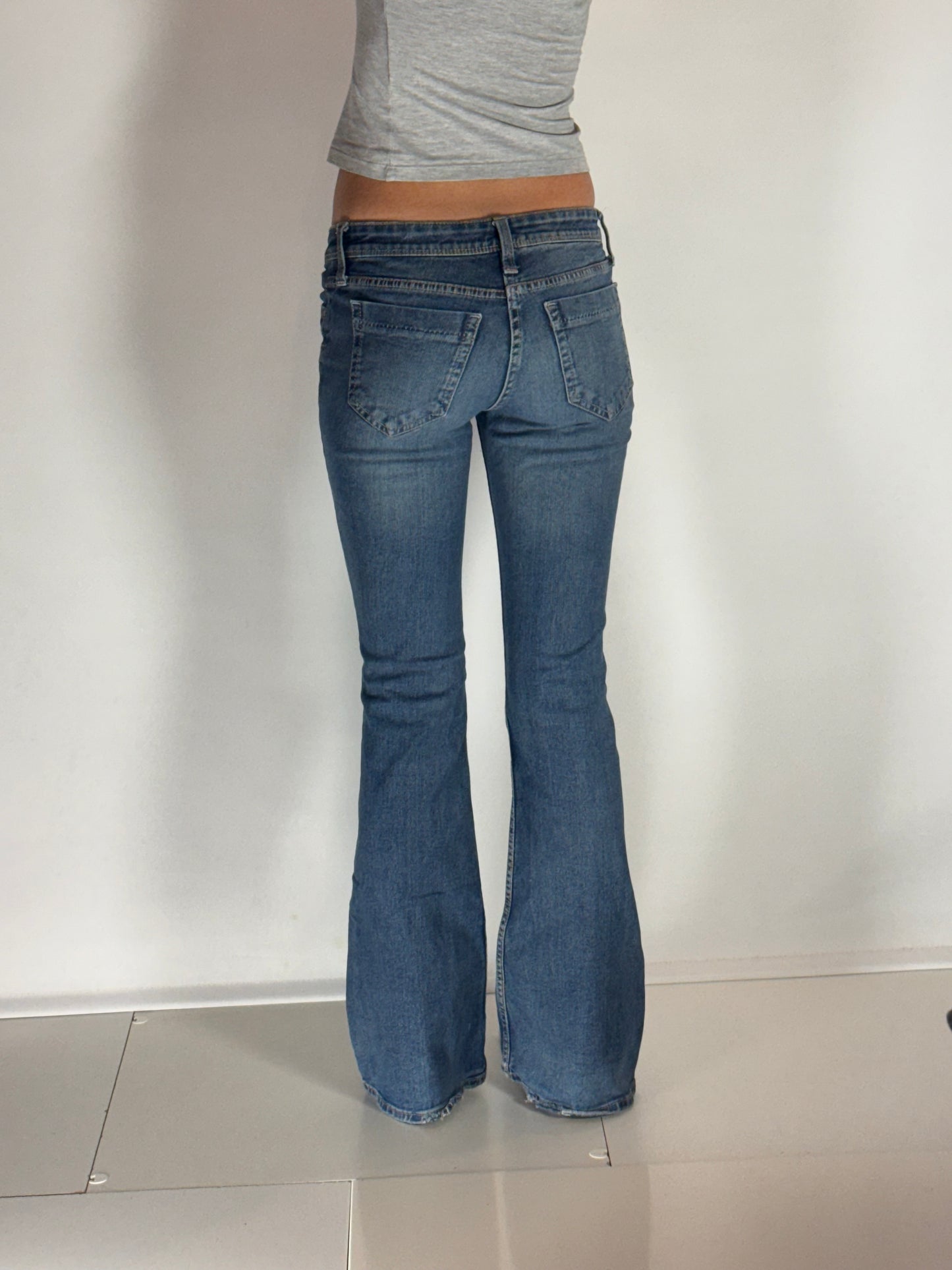 Lågmidjade jeans–stl: XS