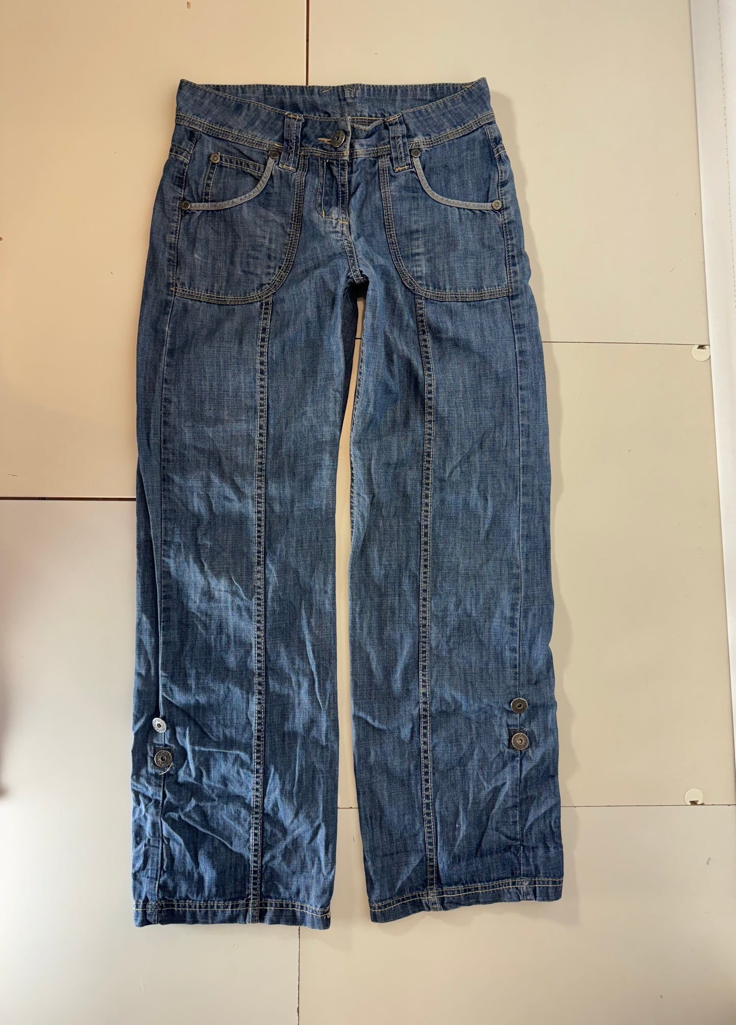 Lågmidjade jeans–stl: S
