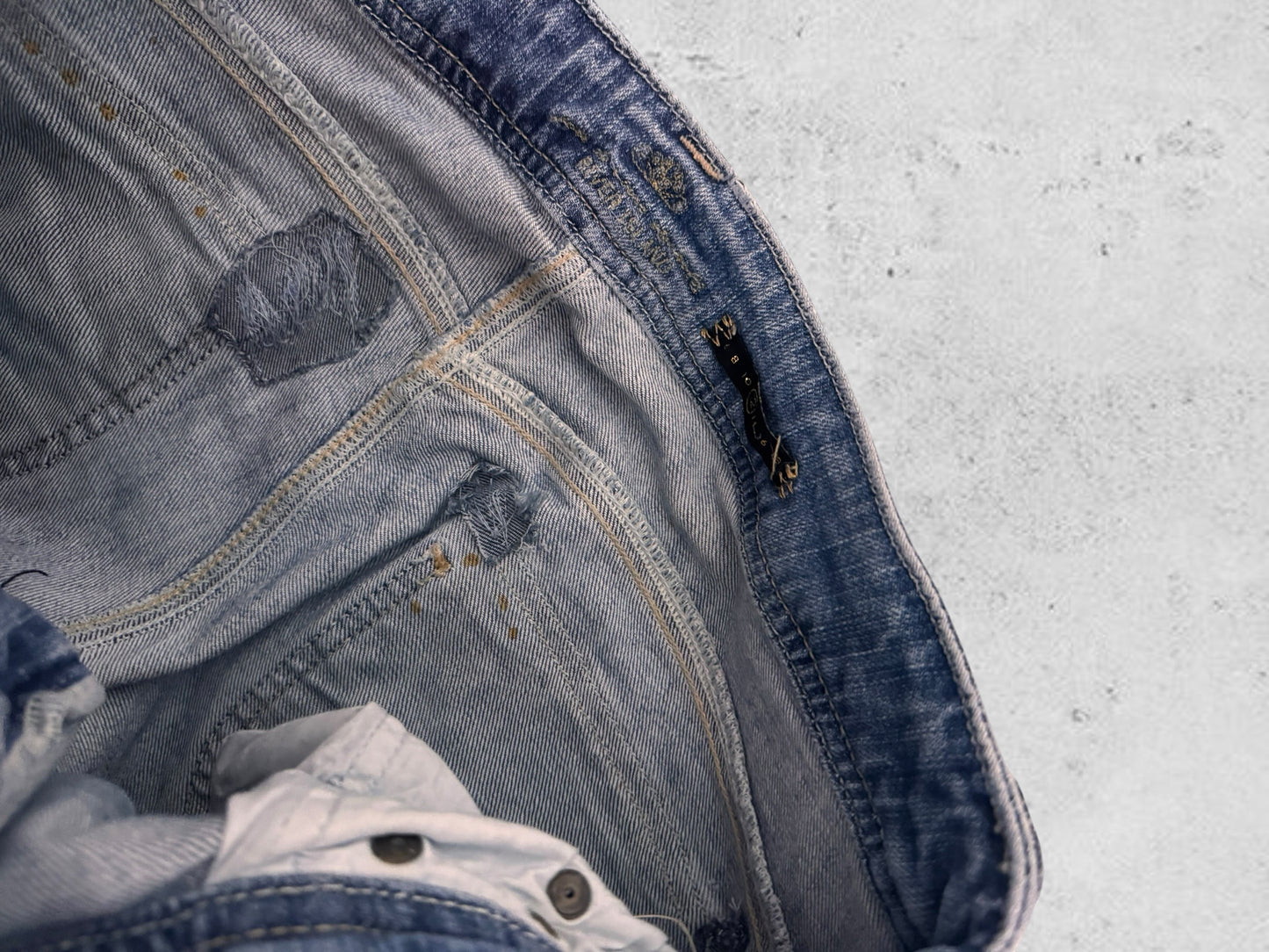 Low-rise jeans size: (copy 2)