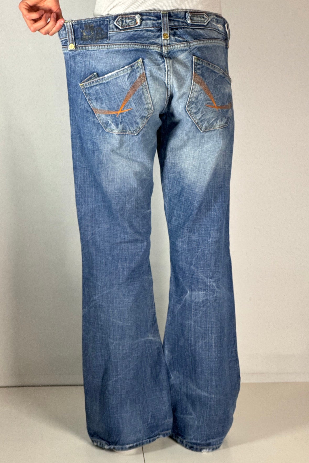 Lågmidjade jeans stl: L