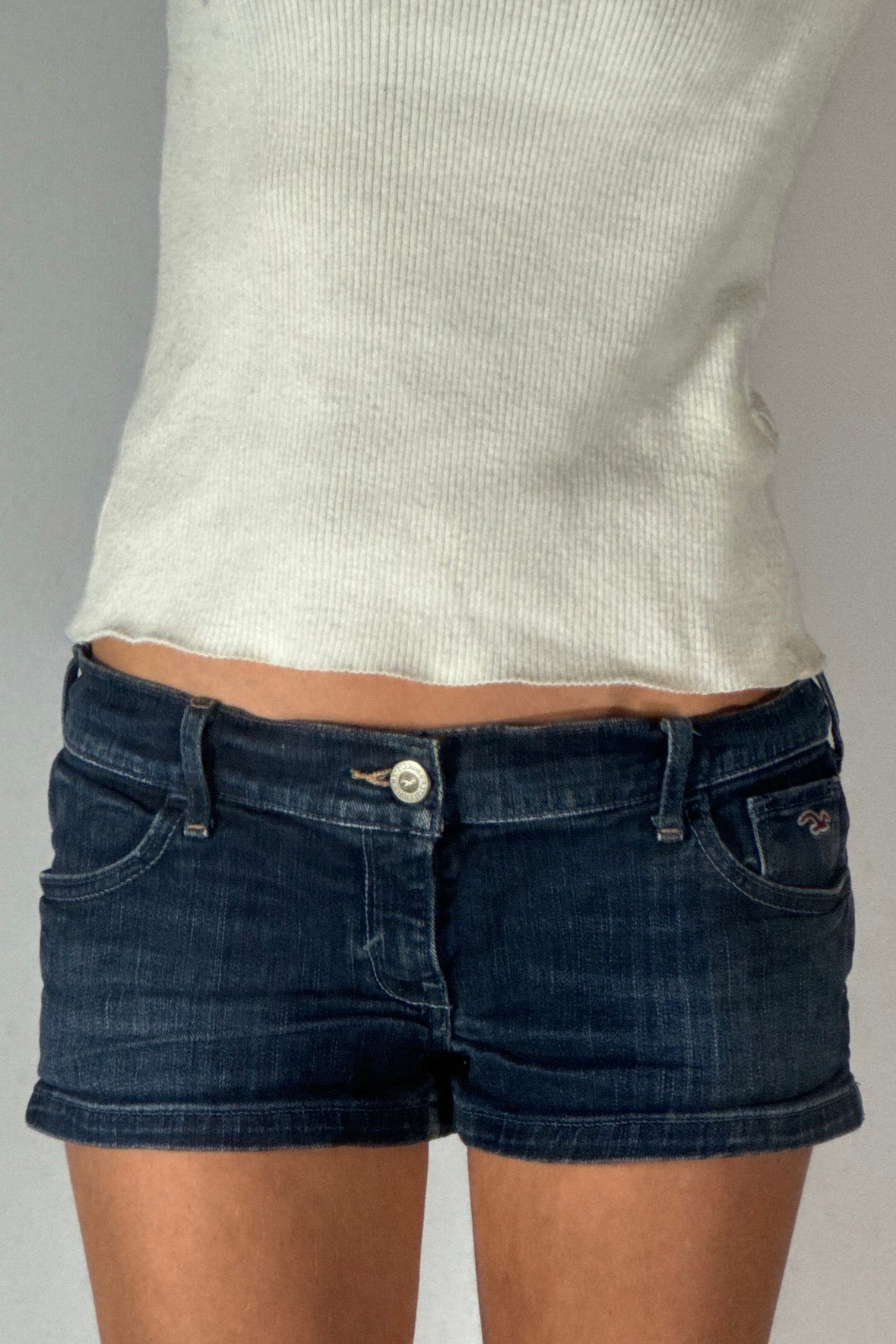 Hollister shorts stl: M