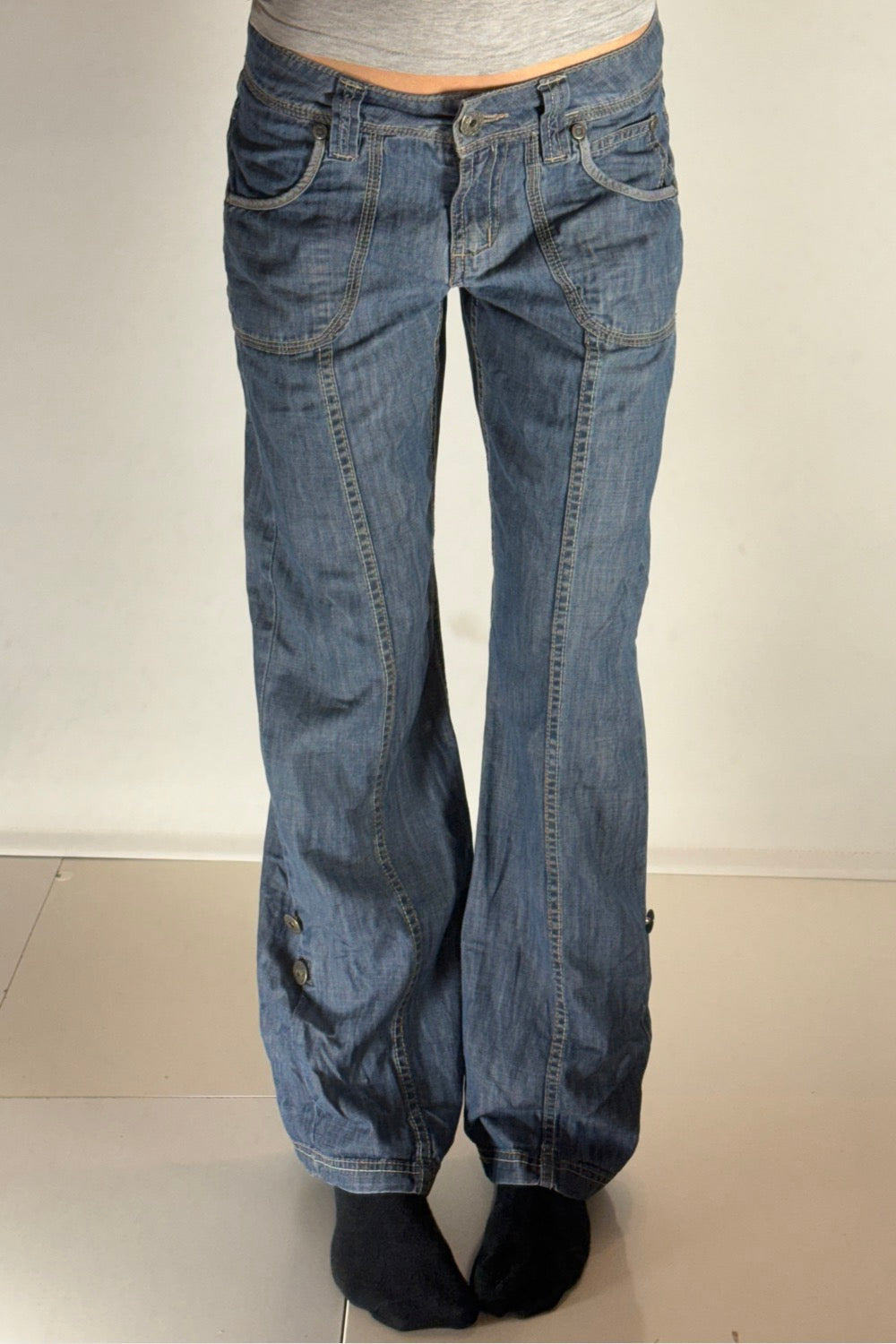 Lågmidjade jeans–stl: S