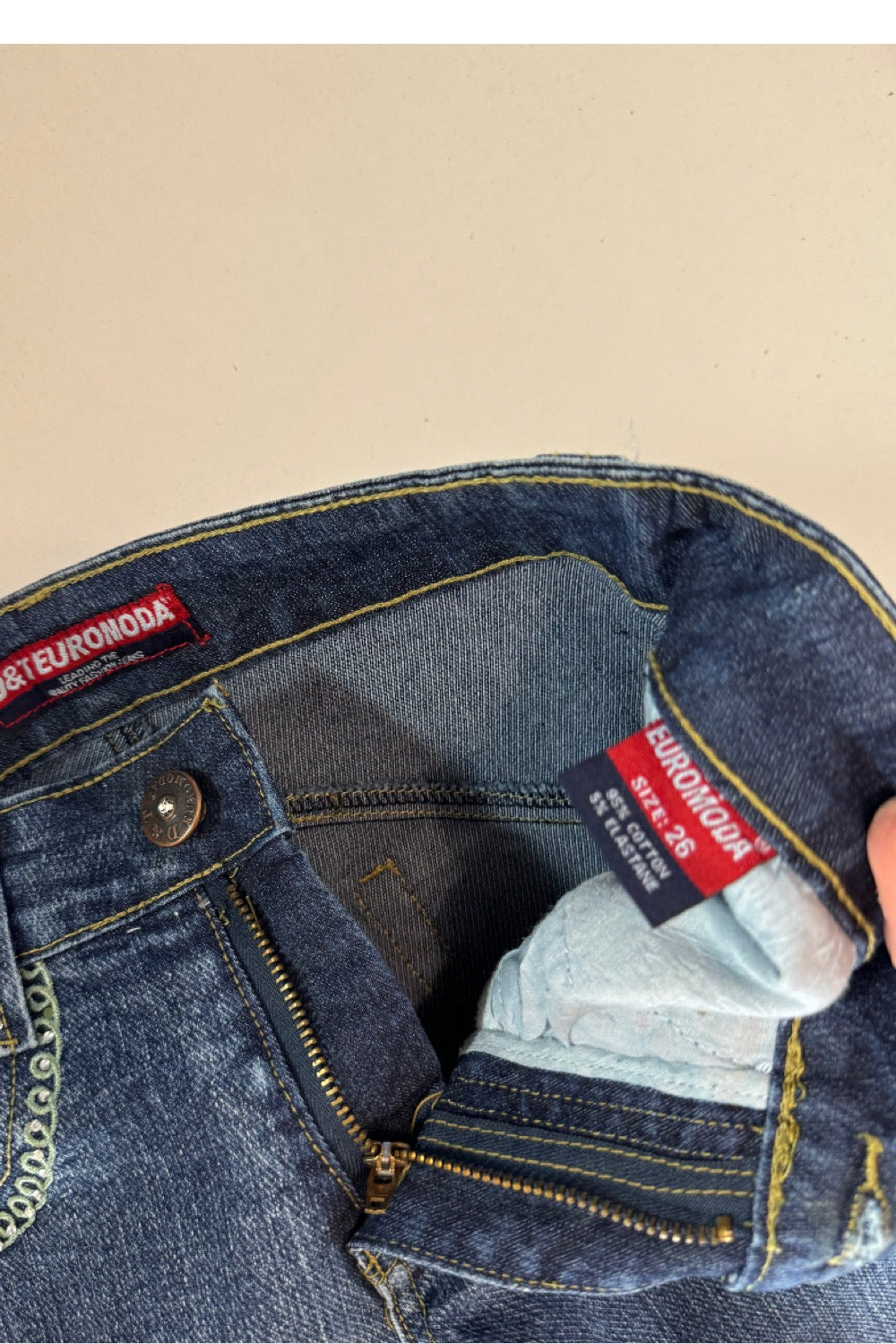 Utsvängda jeans stl: XS