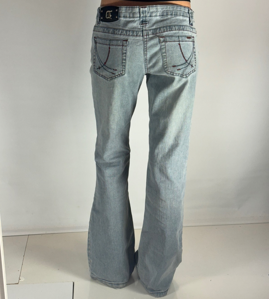 Lågmidjade jeans–stl: M
