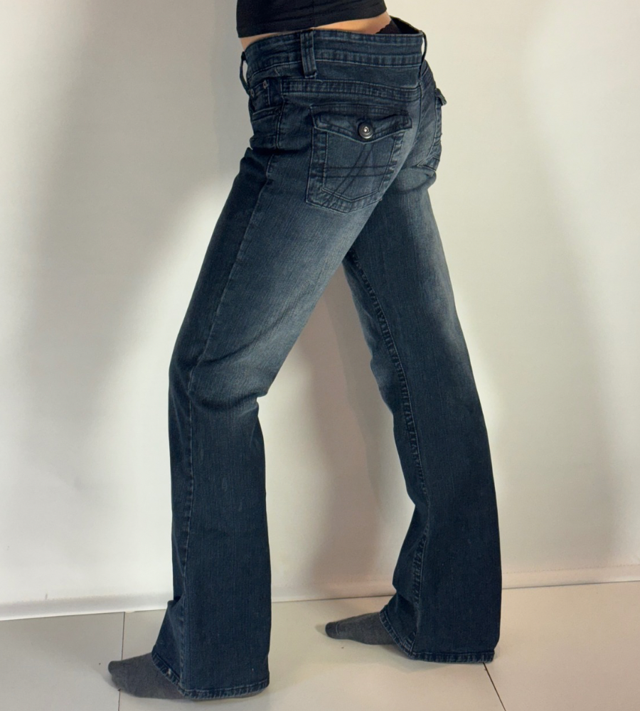 Lågmidjade jeans–stl: L