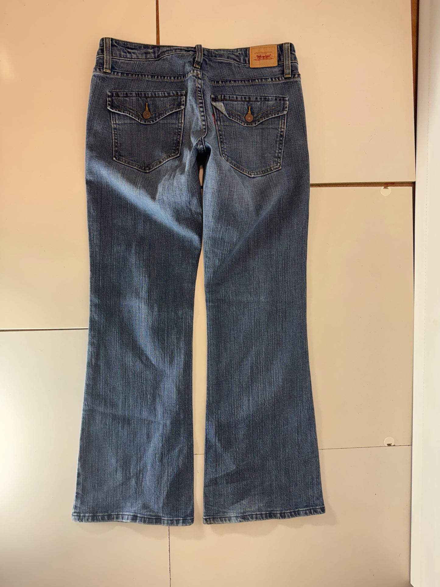 Levis jeans–stl: M