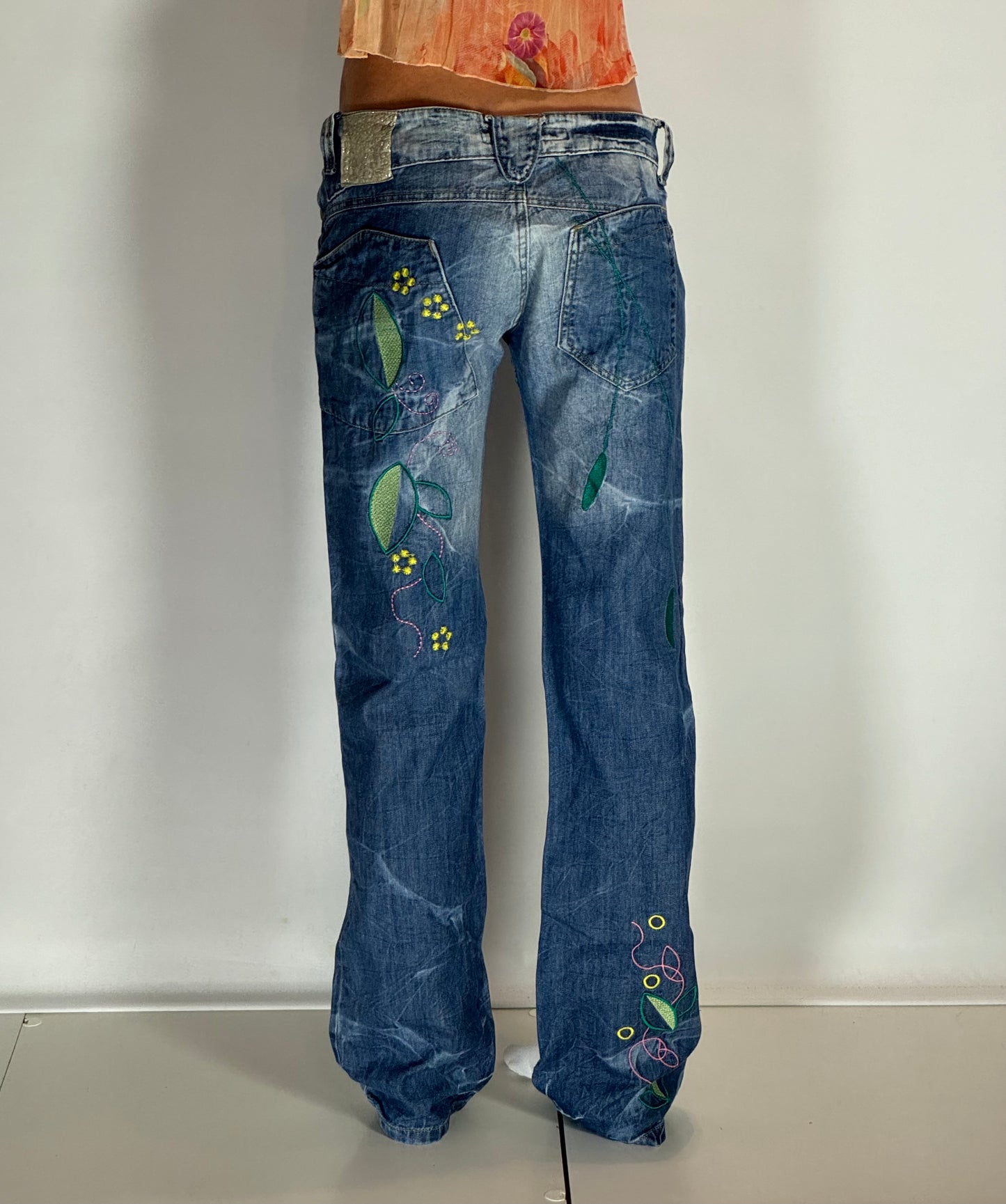 Lågmidjade jeans–stl: S
