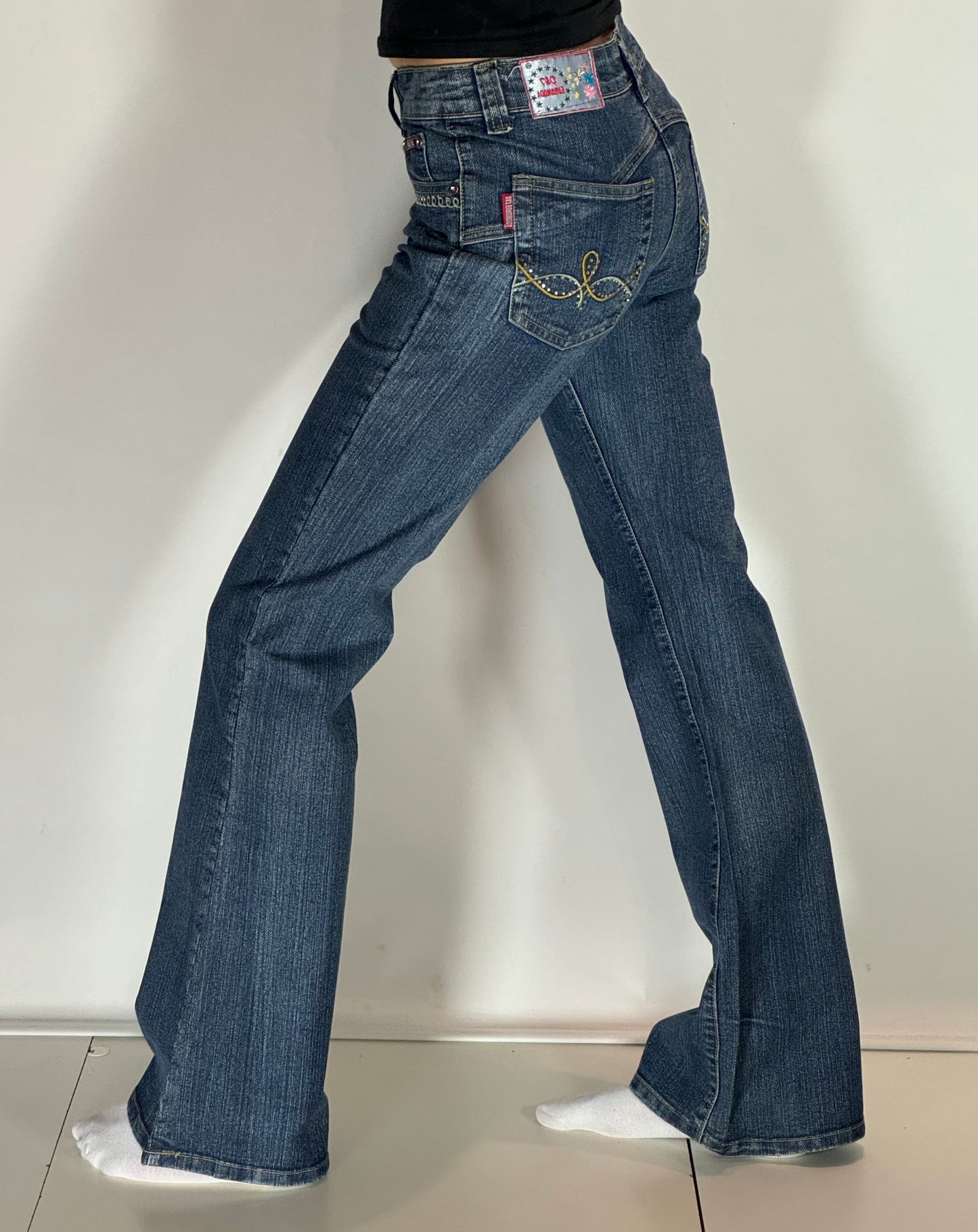 Utsvängda jeans stl: XS