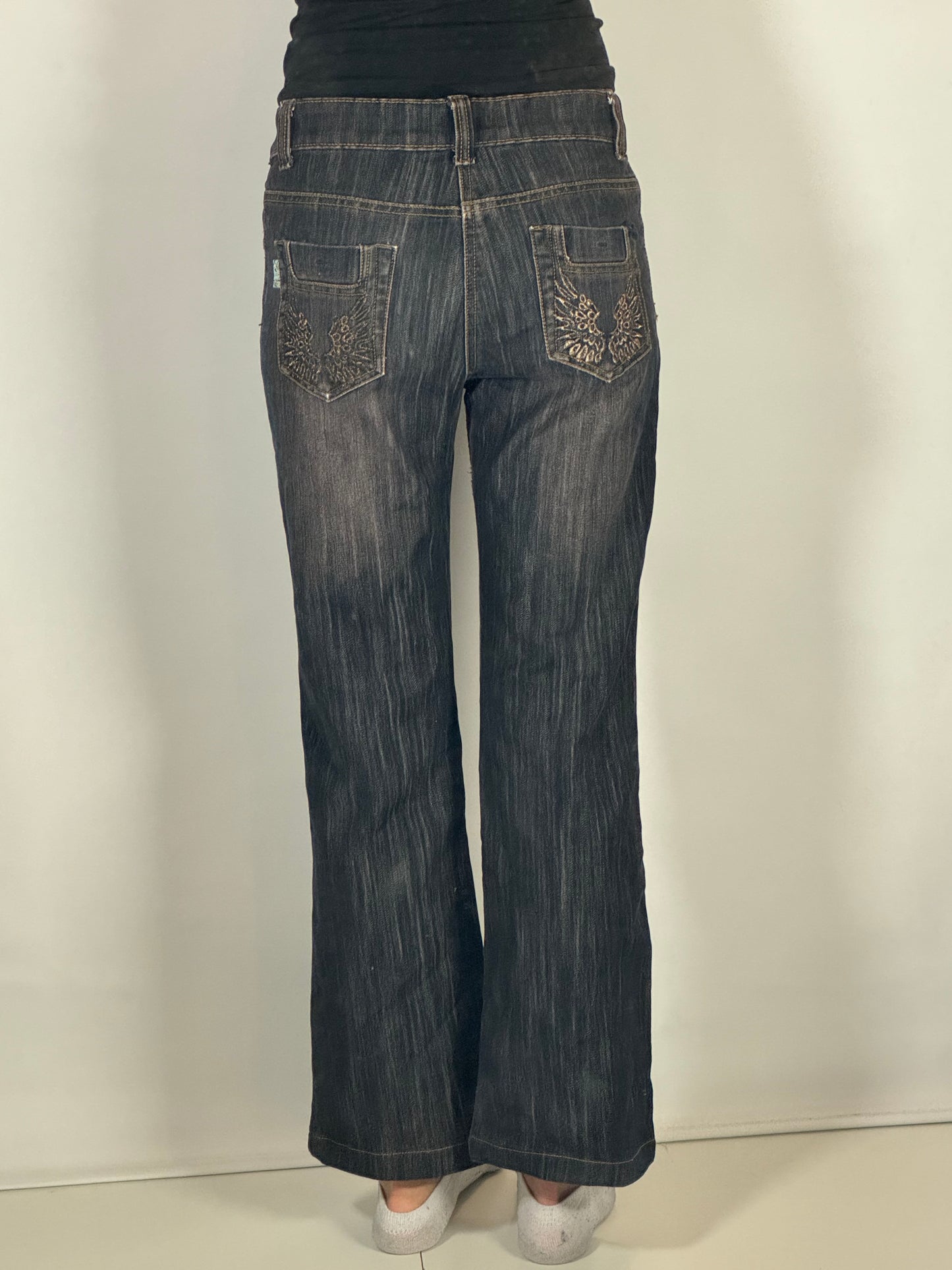 Utsvängda jeans stl: S