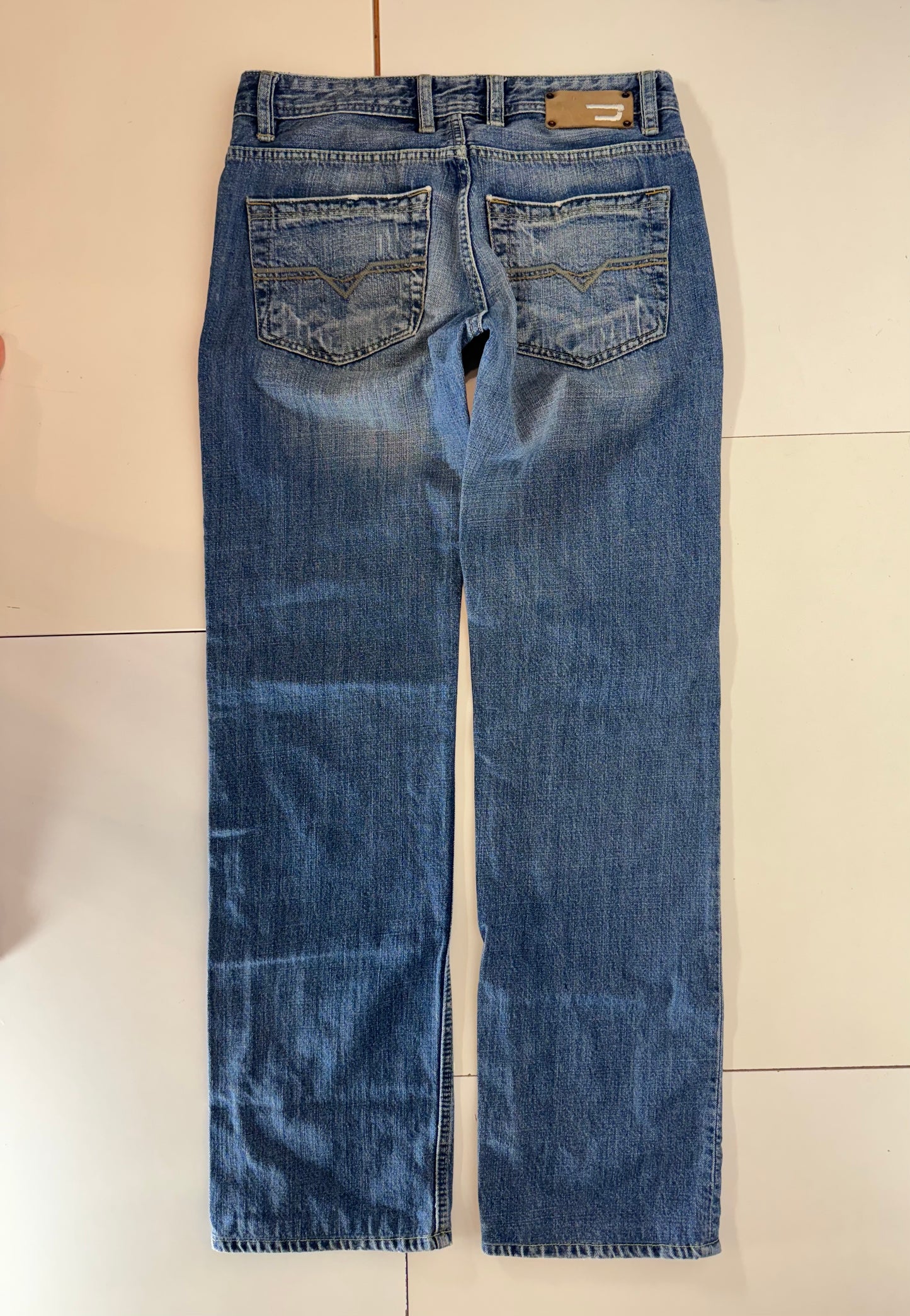 Diesel jeans–stl: M