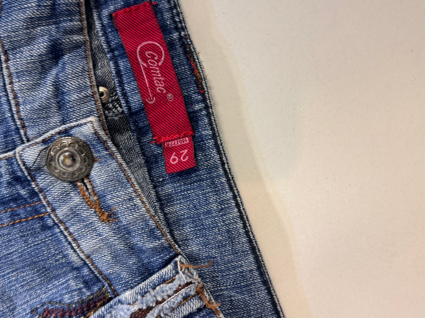 Utsvängda jeans stl: XS