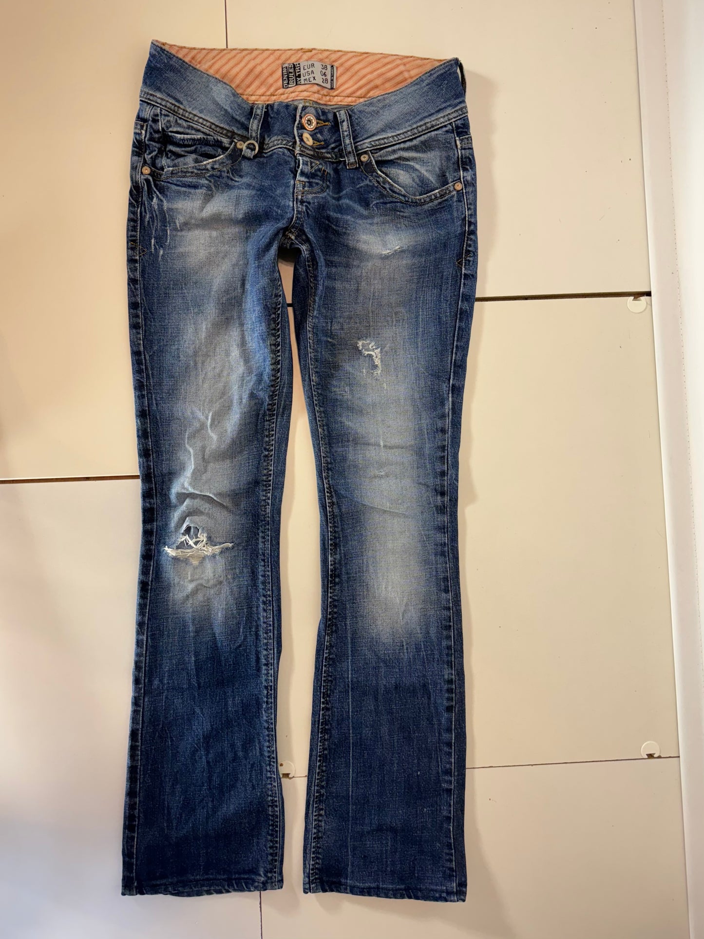 Lågmidjade jeans–stl: S