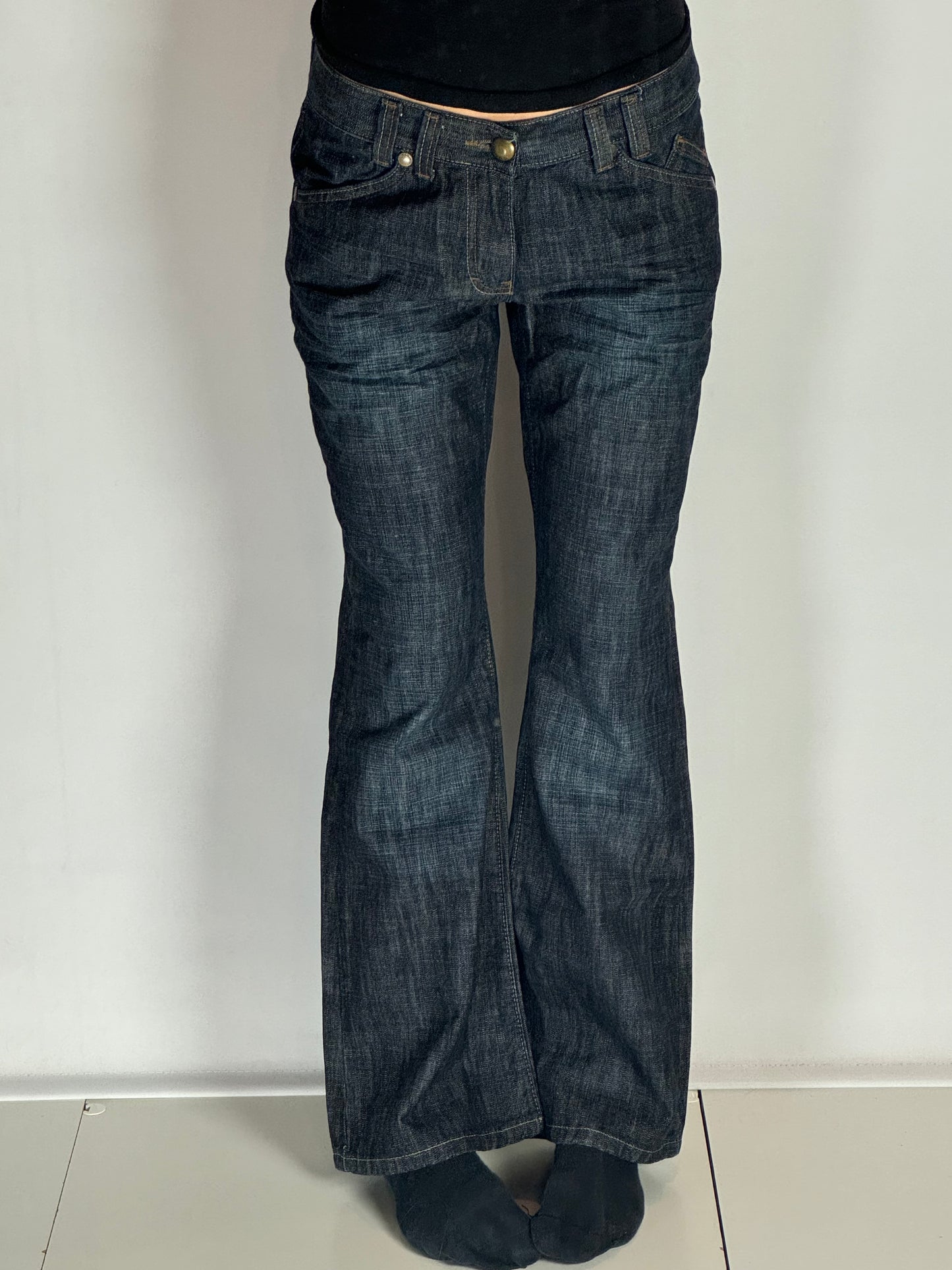 Utsvängda Jeans stl: S/M