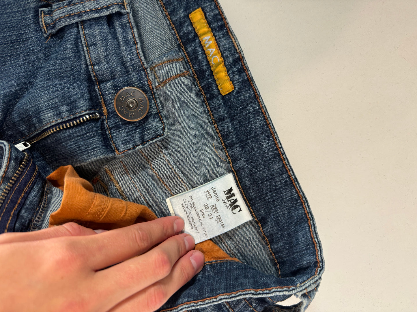 Utsvängda jeans stl: S/M