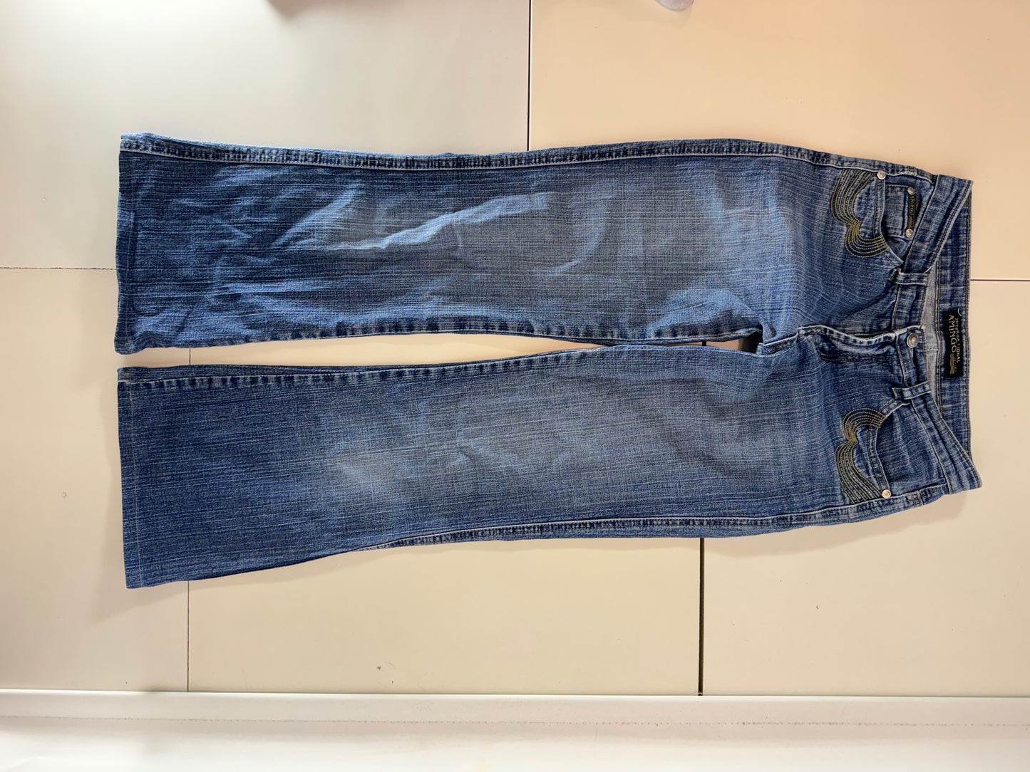 Utsvängda jeans stl: XS