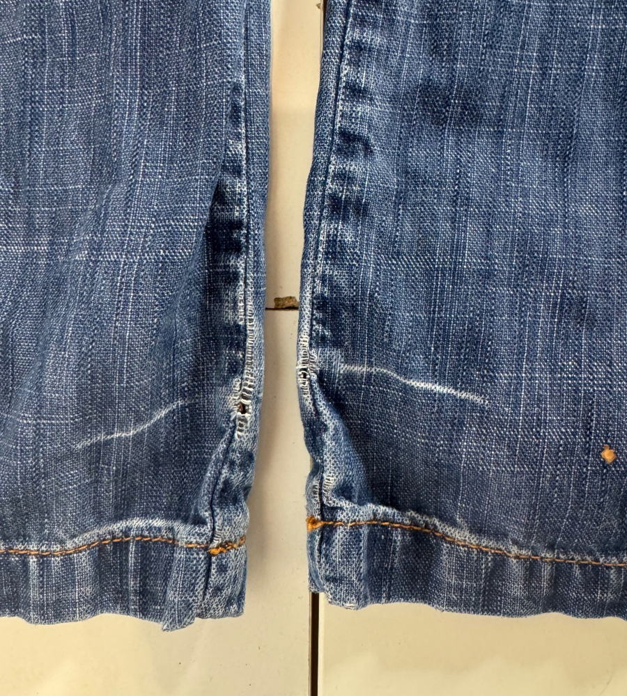 Lågmidjade jeans–stl: M