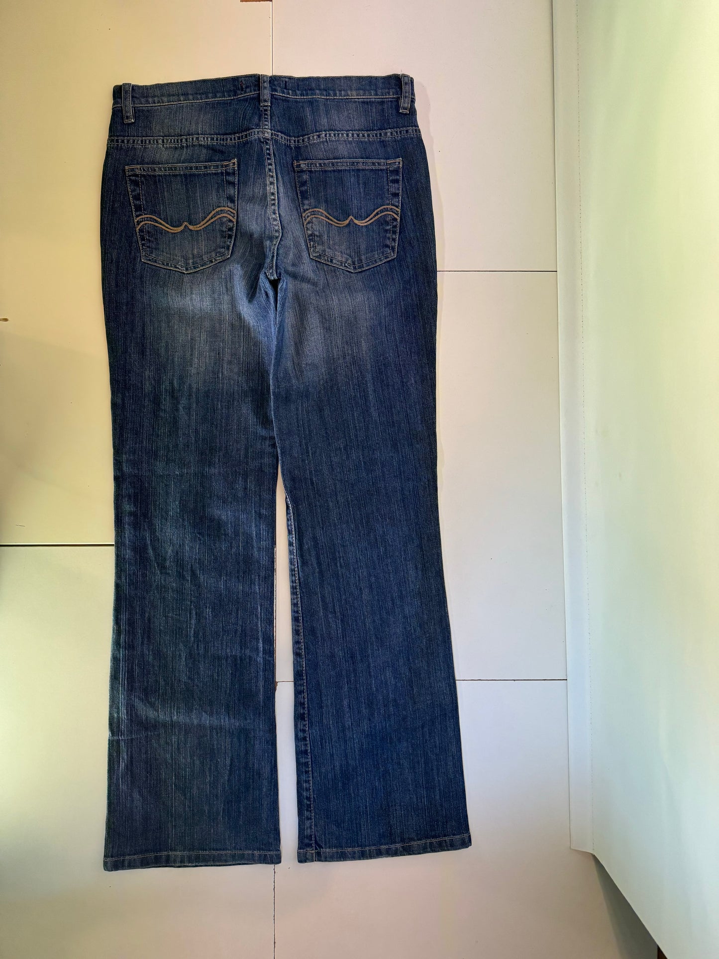 Jeans–stl: M