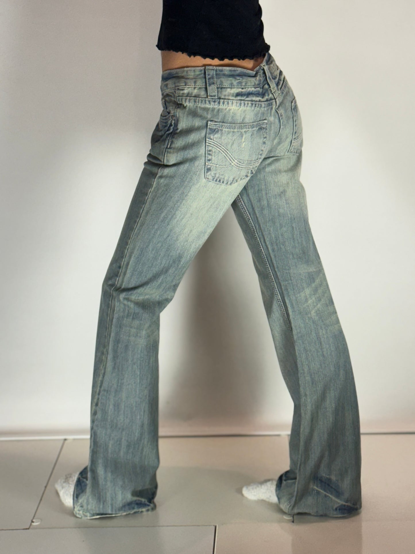 Lågmidjade jeans–stl: S