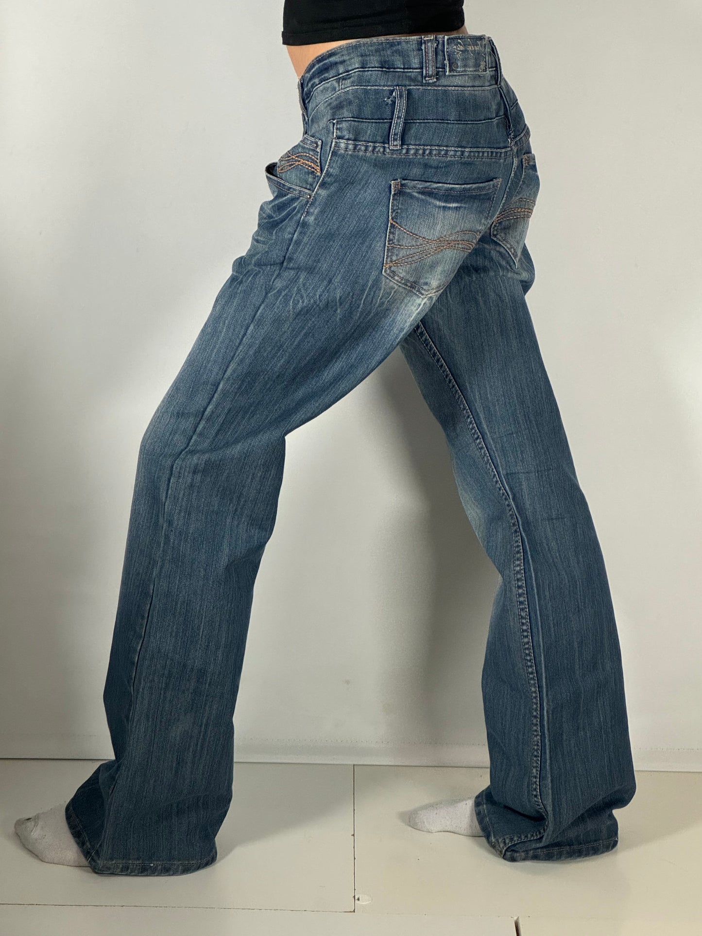 Lågmidjade jeans stl: M