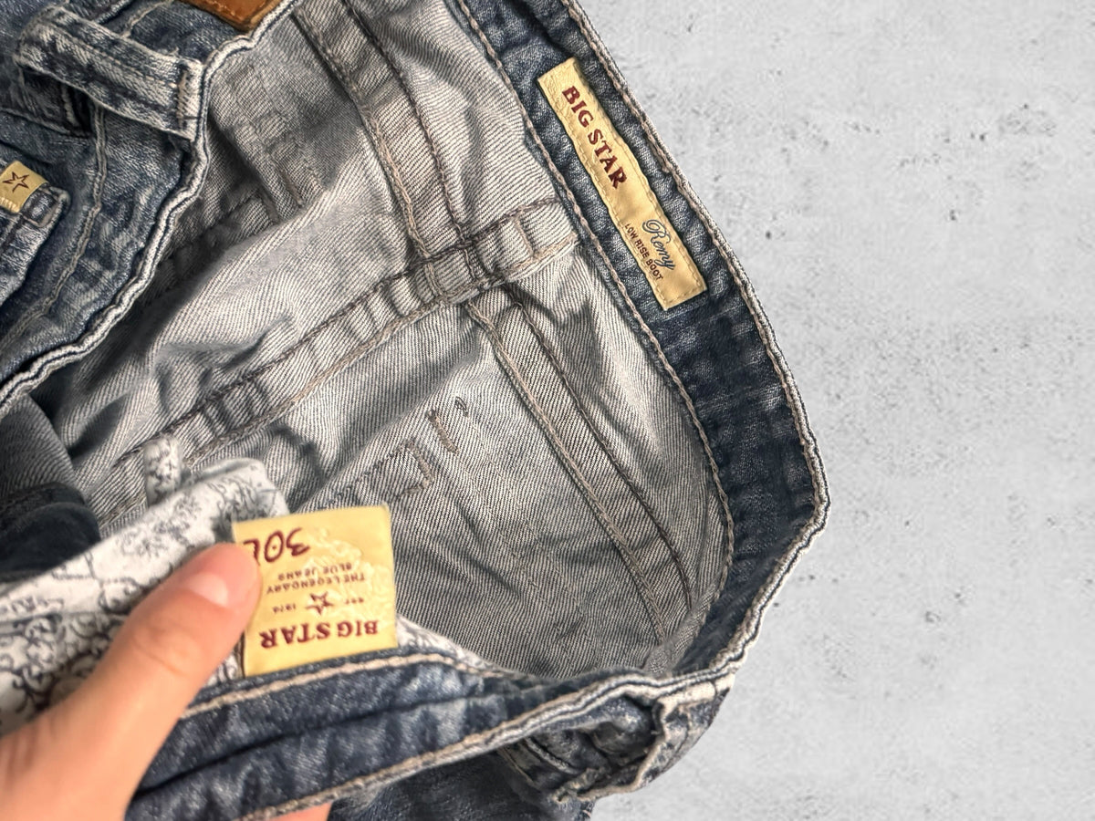Lågmidjade jeans stl: L