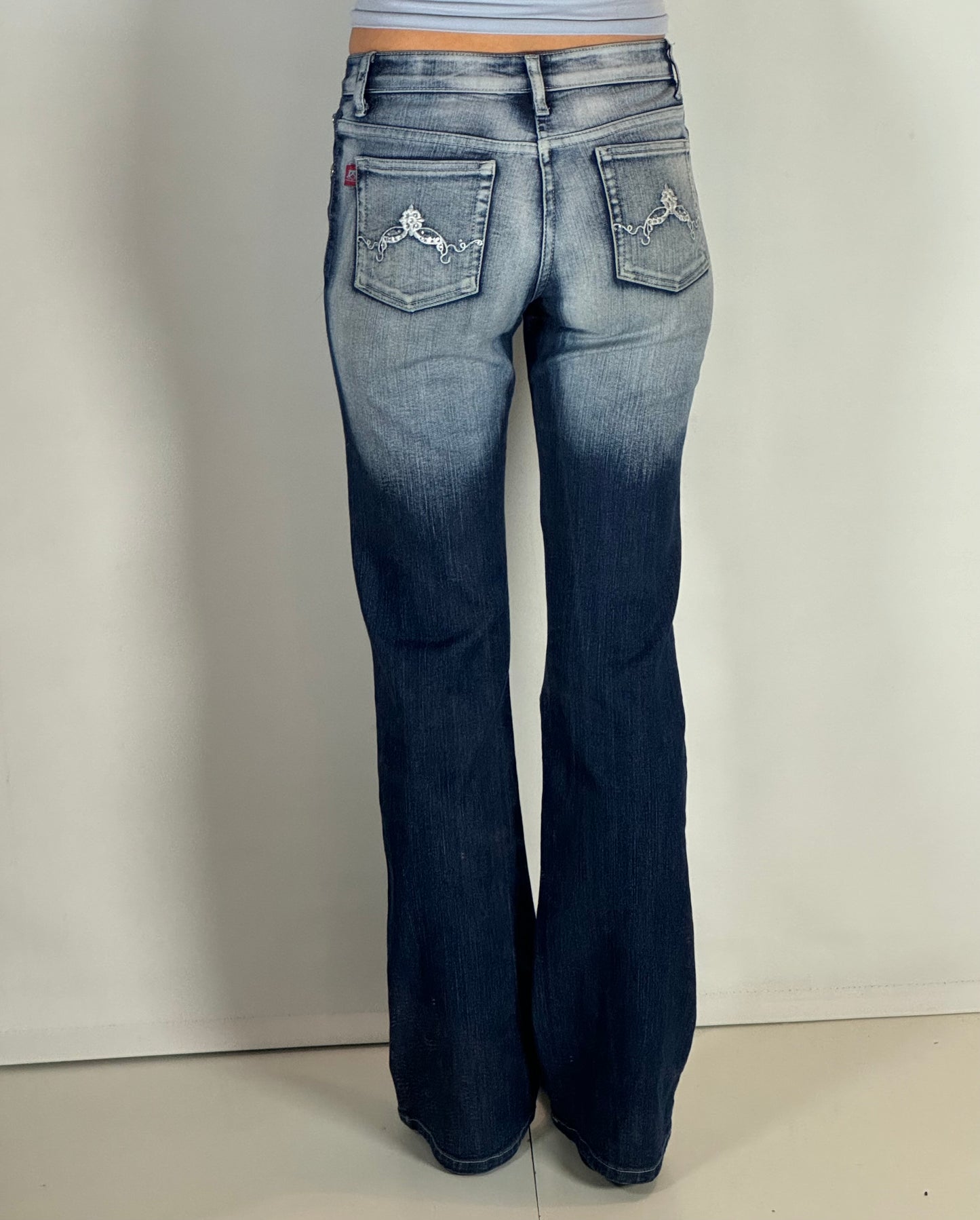 Utsvängda jeans stl: XS