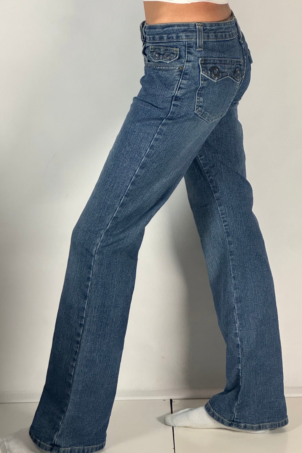 Utsvängda jeans stl: XS