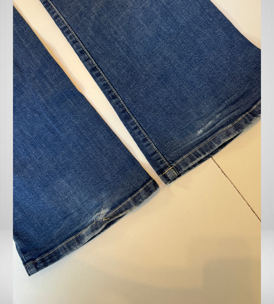 Lågmidjade jeans–stl: M