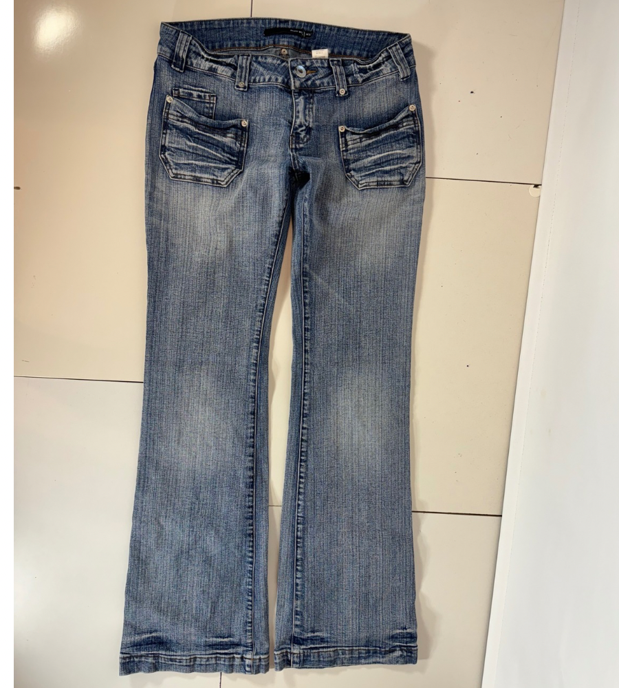 Lågmidjade jeans–stl: M