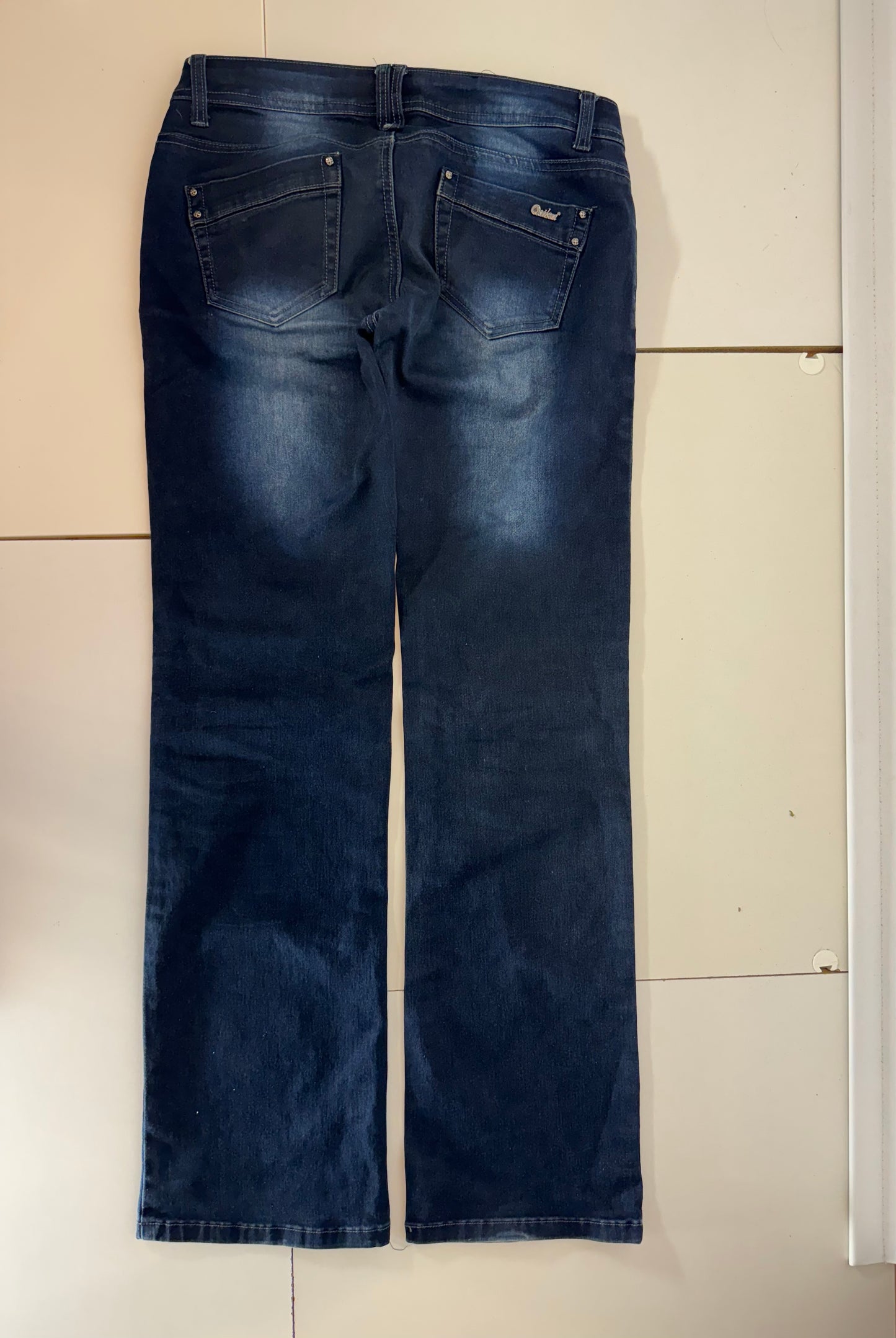 Lågmidjade jeans–stl: M