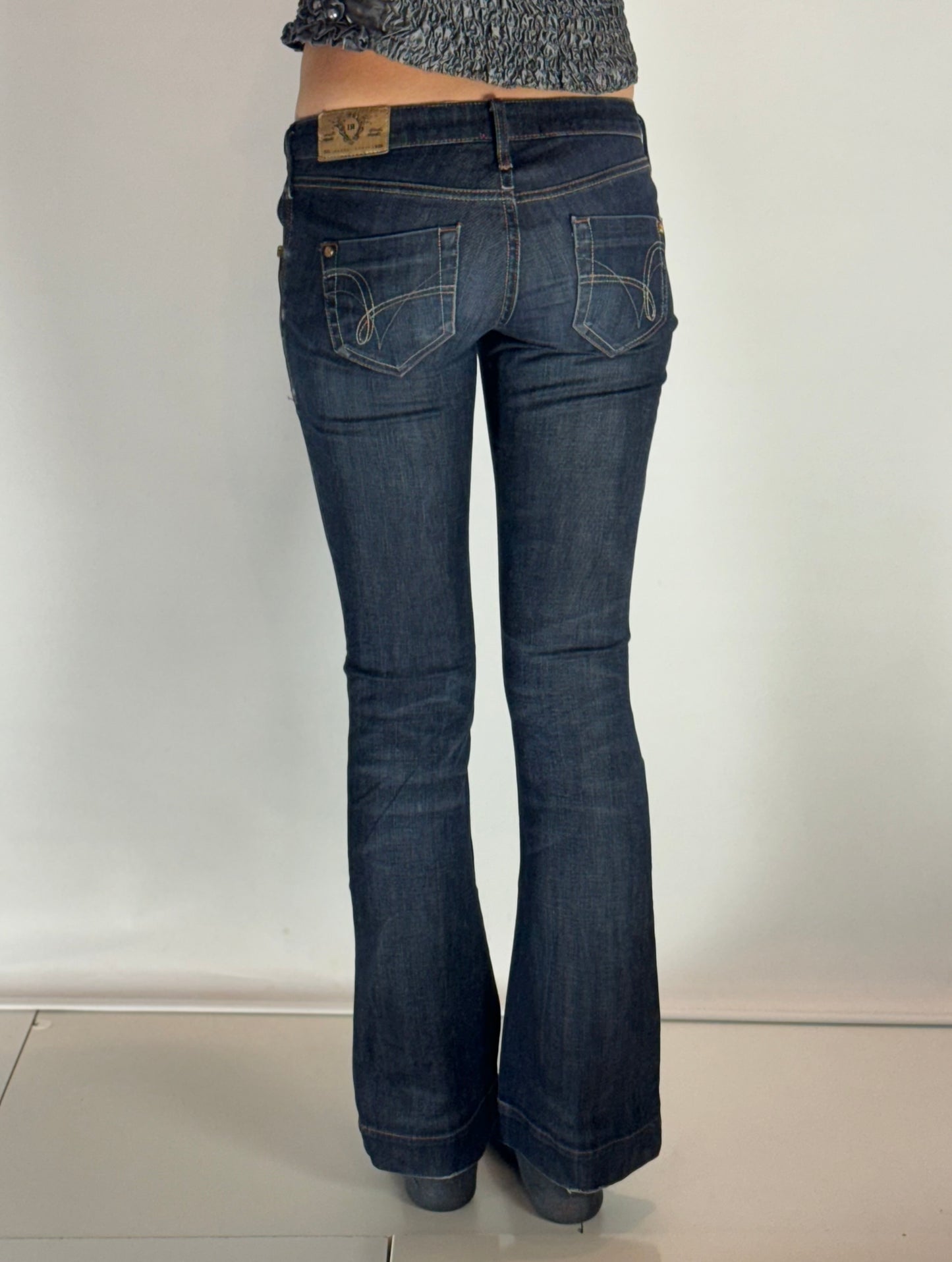 Lågmidjade jeans–stl: XS