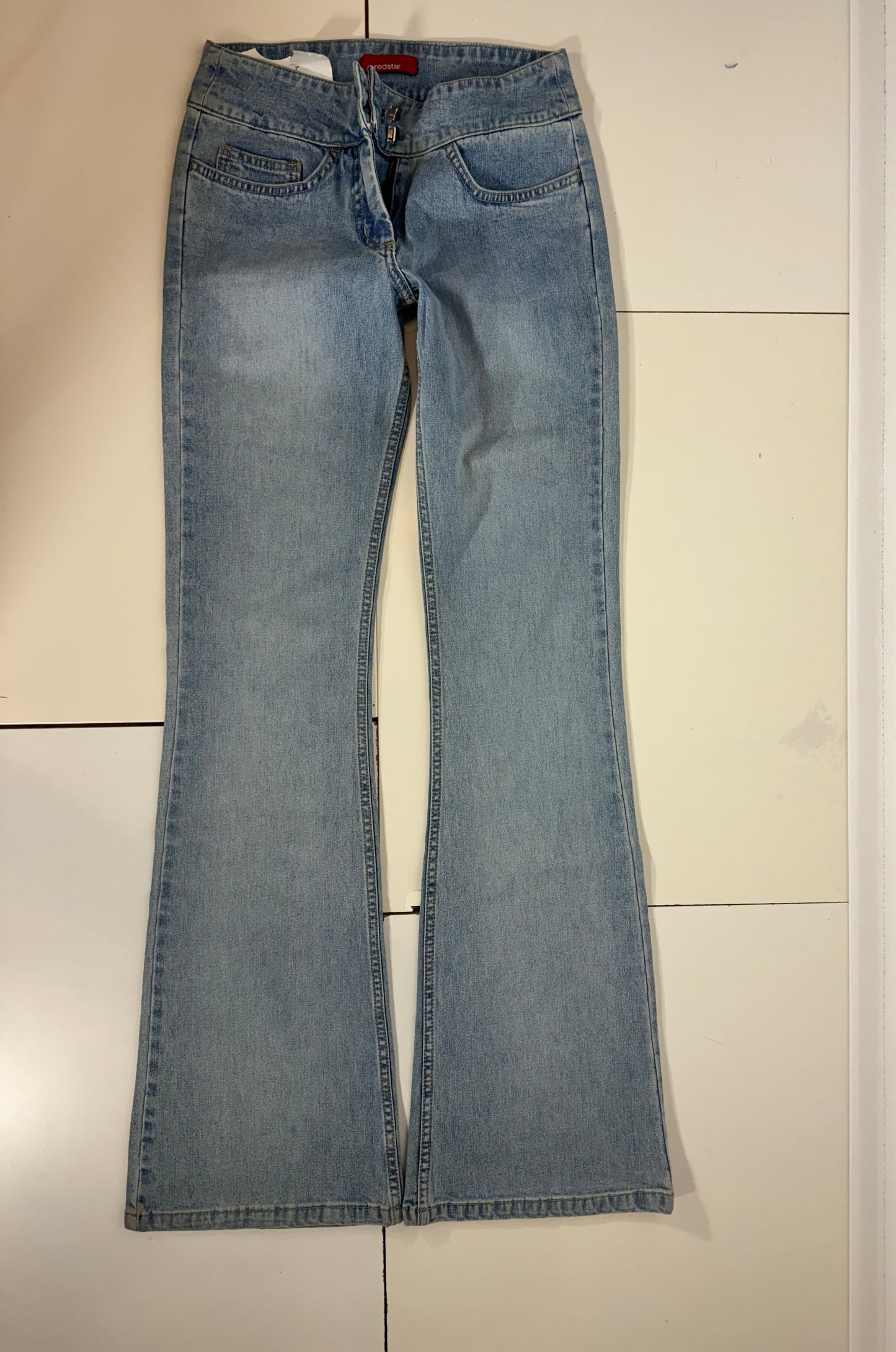 Utsvängda jeans stl: XS
