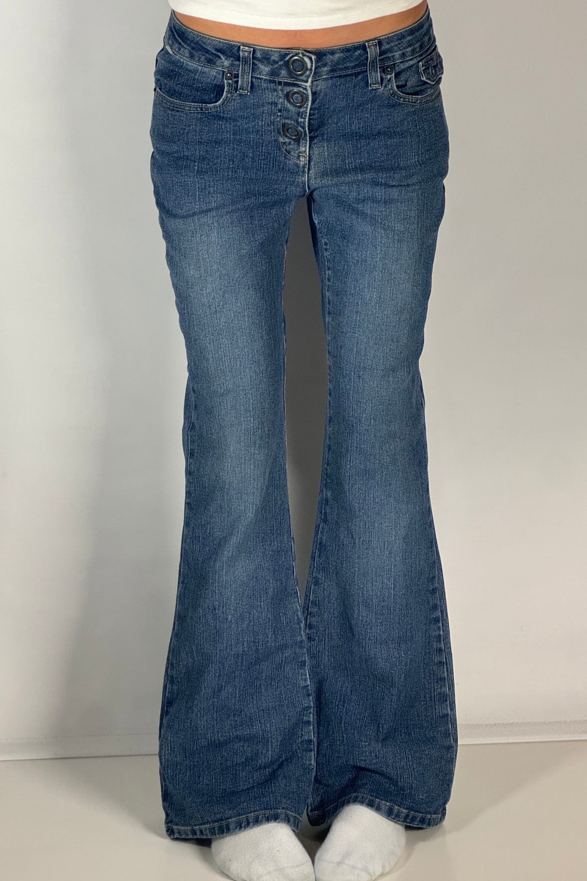 Utsvängda jeans stl: XS