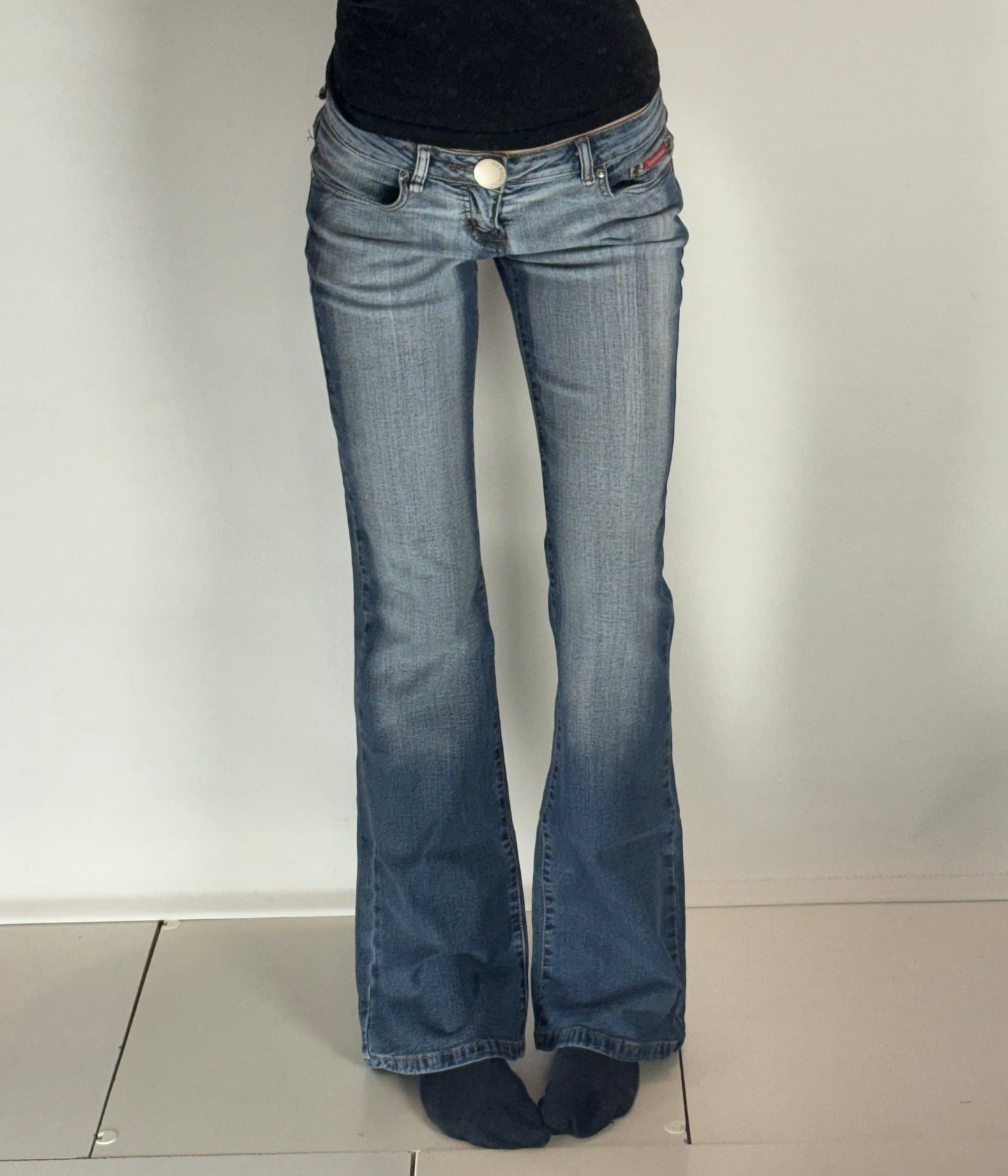 Lågmidjade jeans–stl: XS