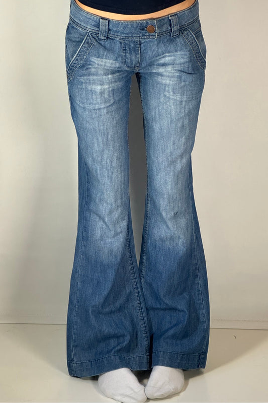Lågmidjade jeans stl: M